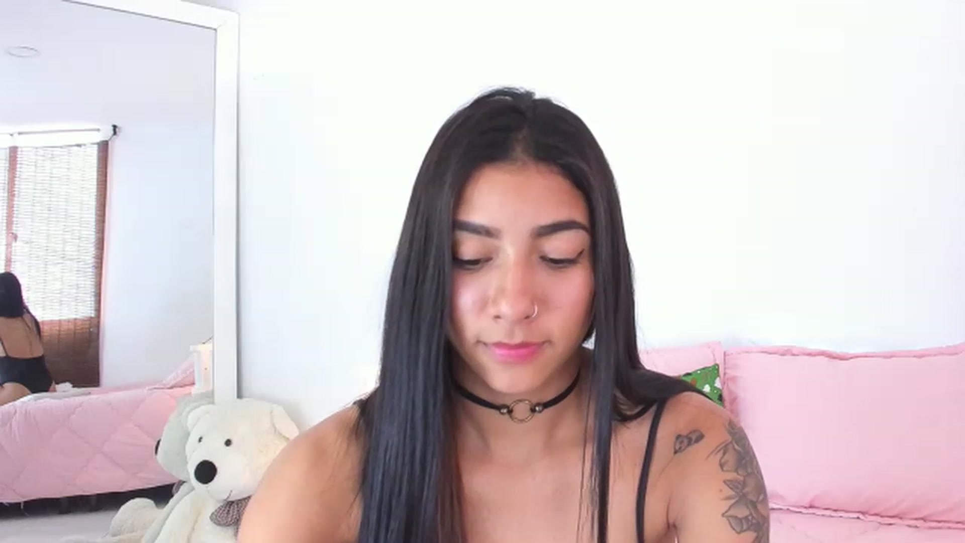Gallery image thumbnail from Danna___'s myfreecams stream on, 11/16/2022, 21:26 image 16 of 20
