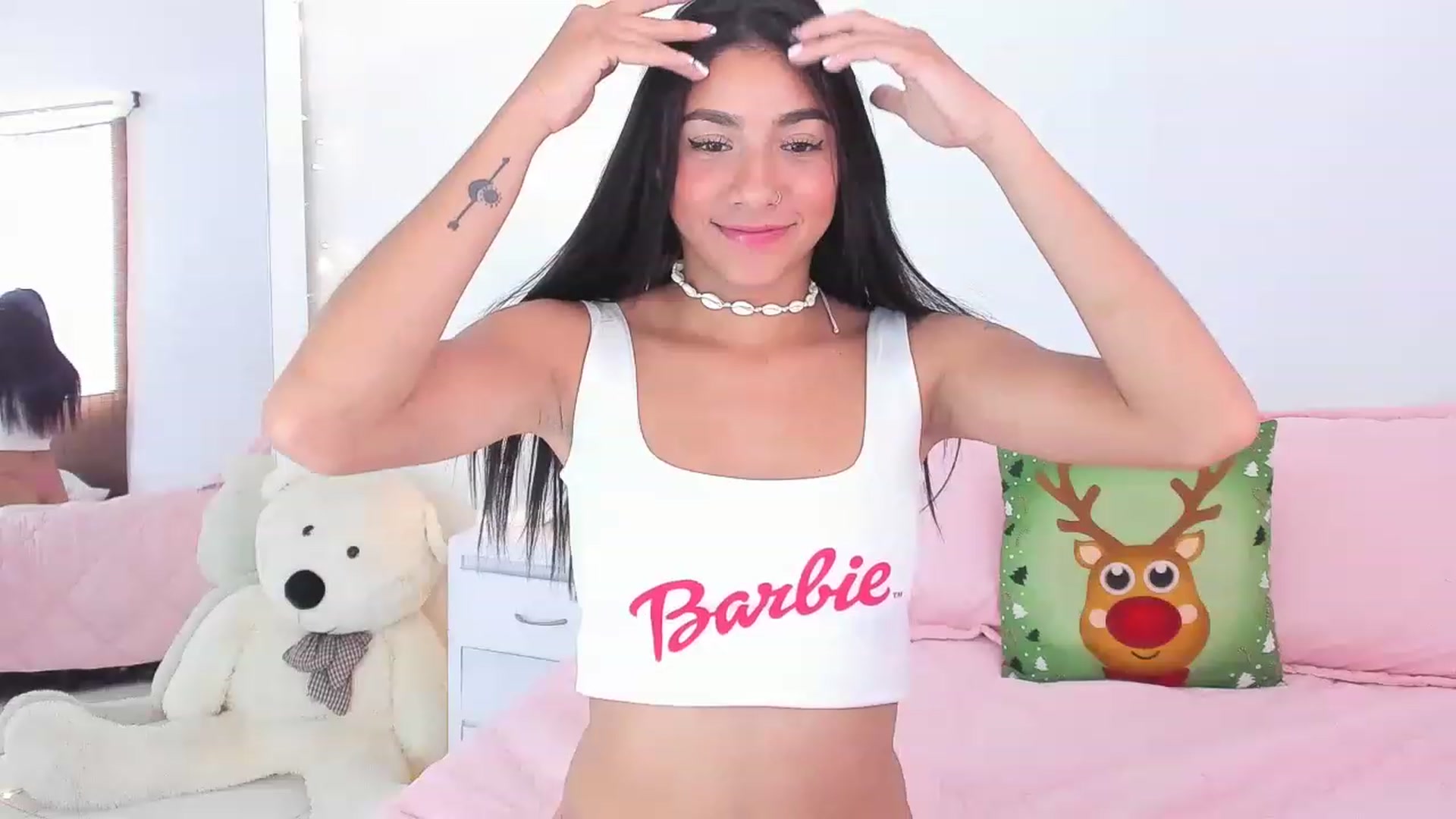 Gallery image thumbnail from Danna___'s myfreecams stream on, 11/21/2022, 21:34 image 14 of 20