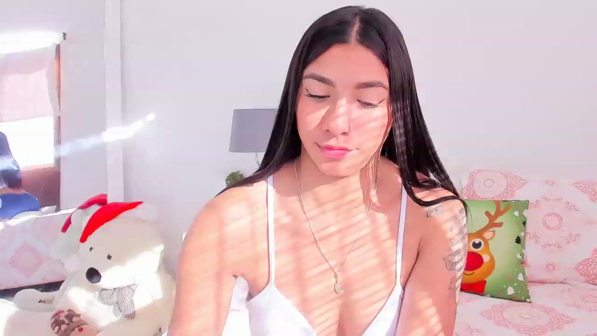 Gallery image thumbnail from Danna___'s myfreecams stream on, 12/05/2022, 22:24 image 1 of 20