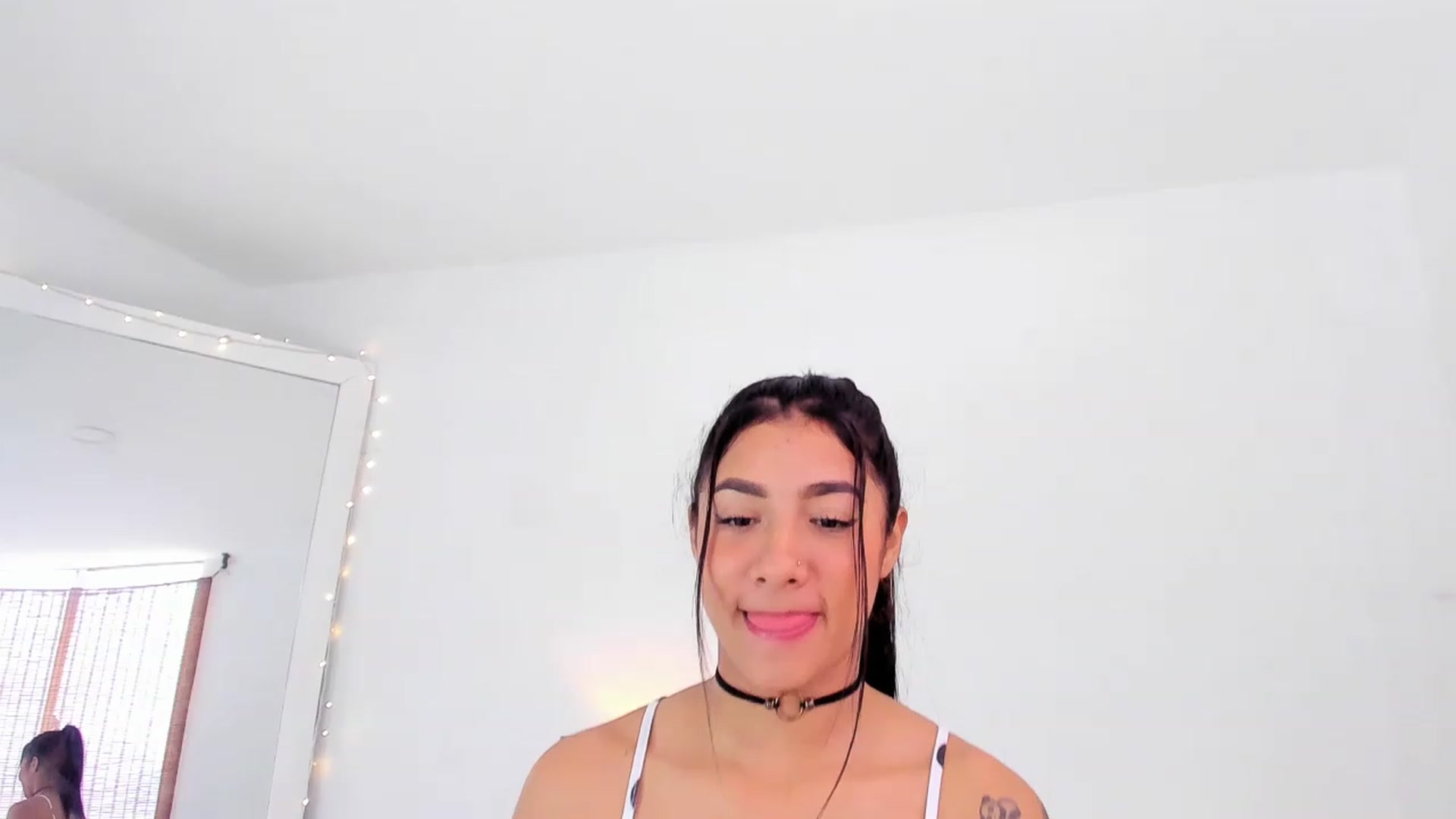 Gallery image thumbnail from Danna___'s myfreecams stream on, 12/07/2022, 17:04 image 3 of 20