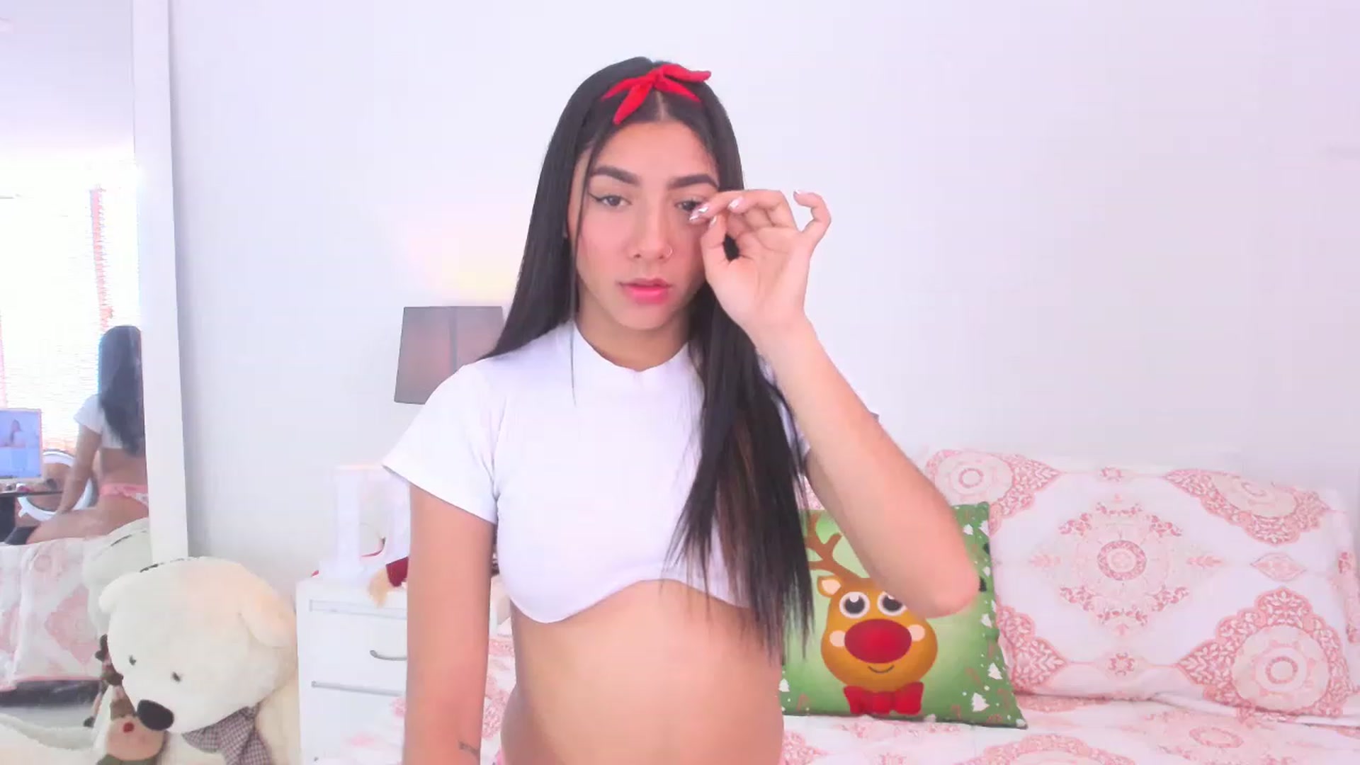 Gallery image thumbnail from Danna___'s myfreecams stream on, 12/12/2022, 19:31 image 4 of 20