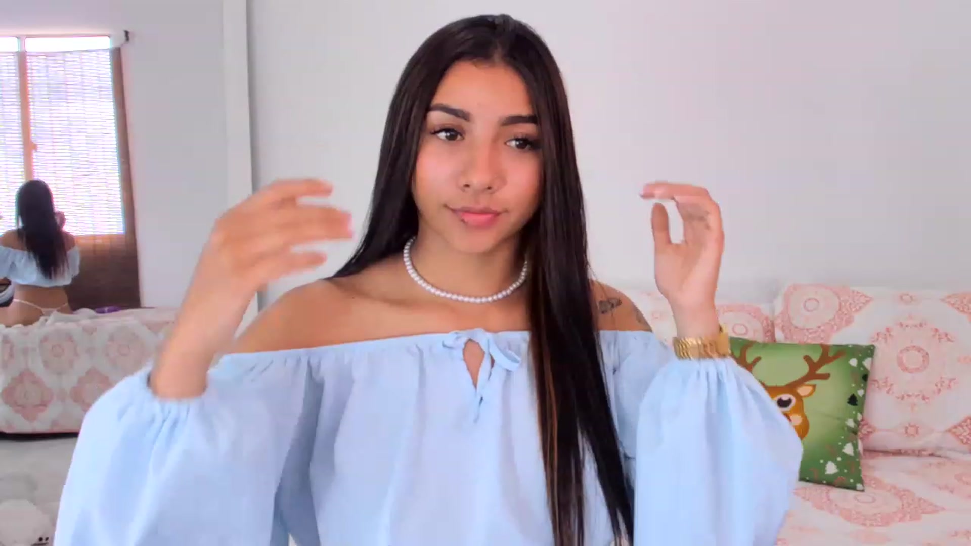 Gallery image thumbnail from Danna___'s myfreecams stream on, 12/26/2022, 18:50 image 3 of 20