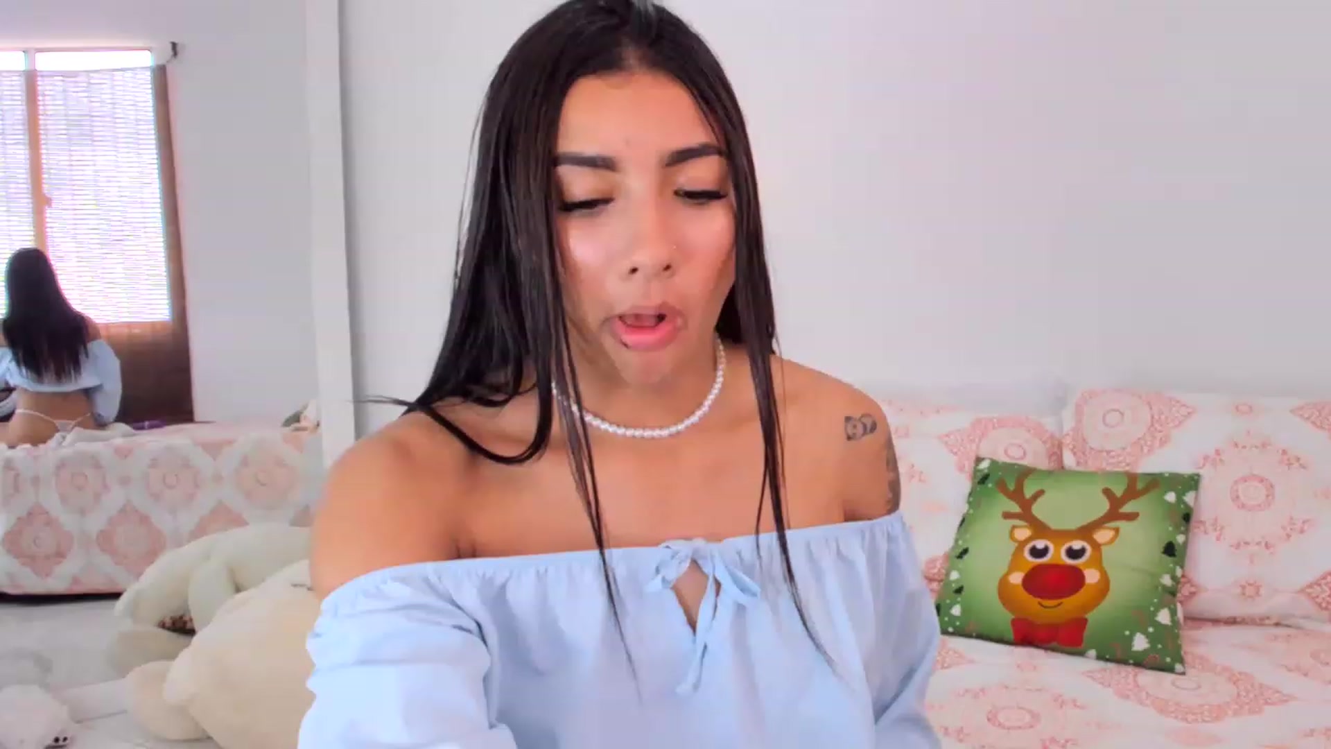 Gallery image thumbnail from Danna___'s myfreecams stream on, 12/26/2022, 18:50 image 1 of 20