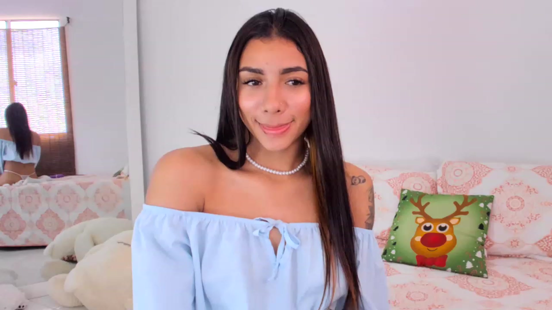 Gallery image thumbnail from Danna___'s myfreecams stream on, 12/26/2022, 18:50 image 9 of 20