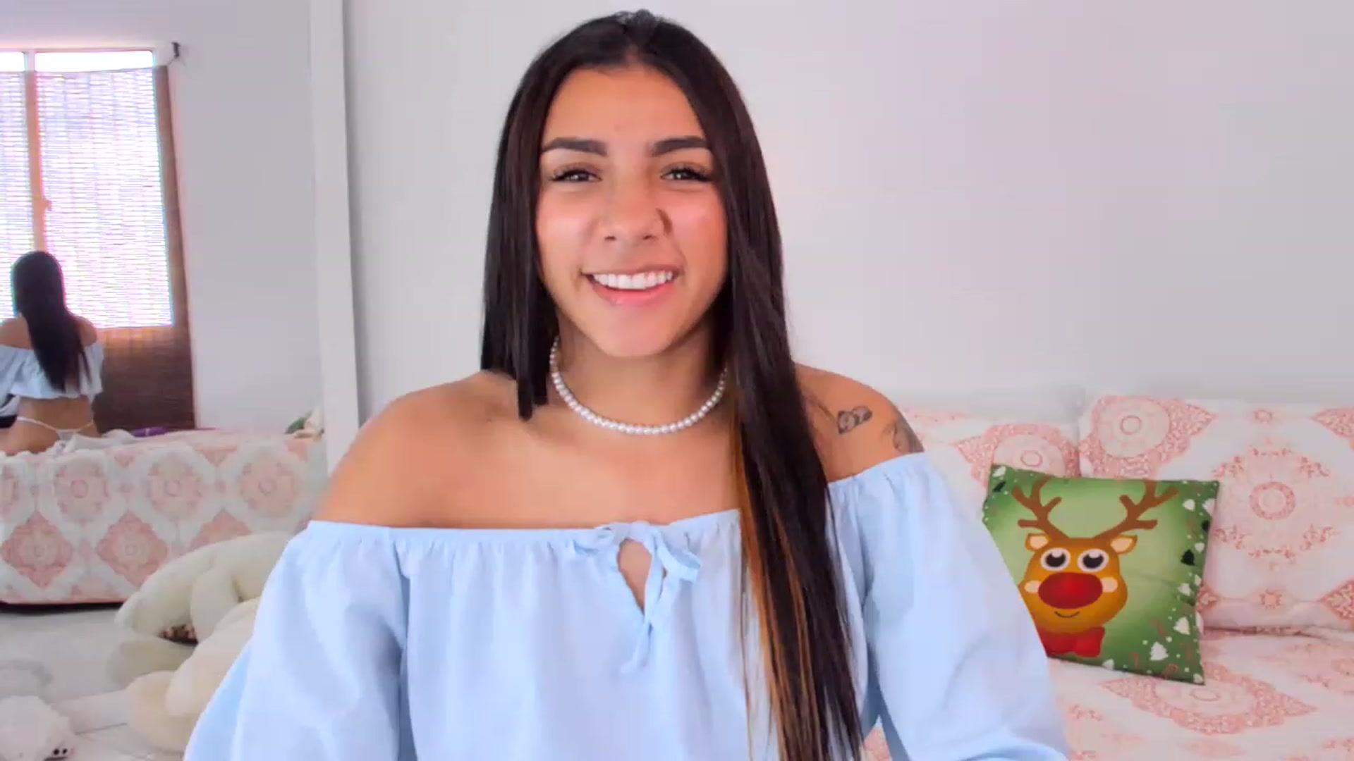 Gallery image thumbnail from Danna___'s myfreecams stream on, 12/26/2022, 18:50 image 5 of 20