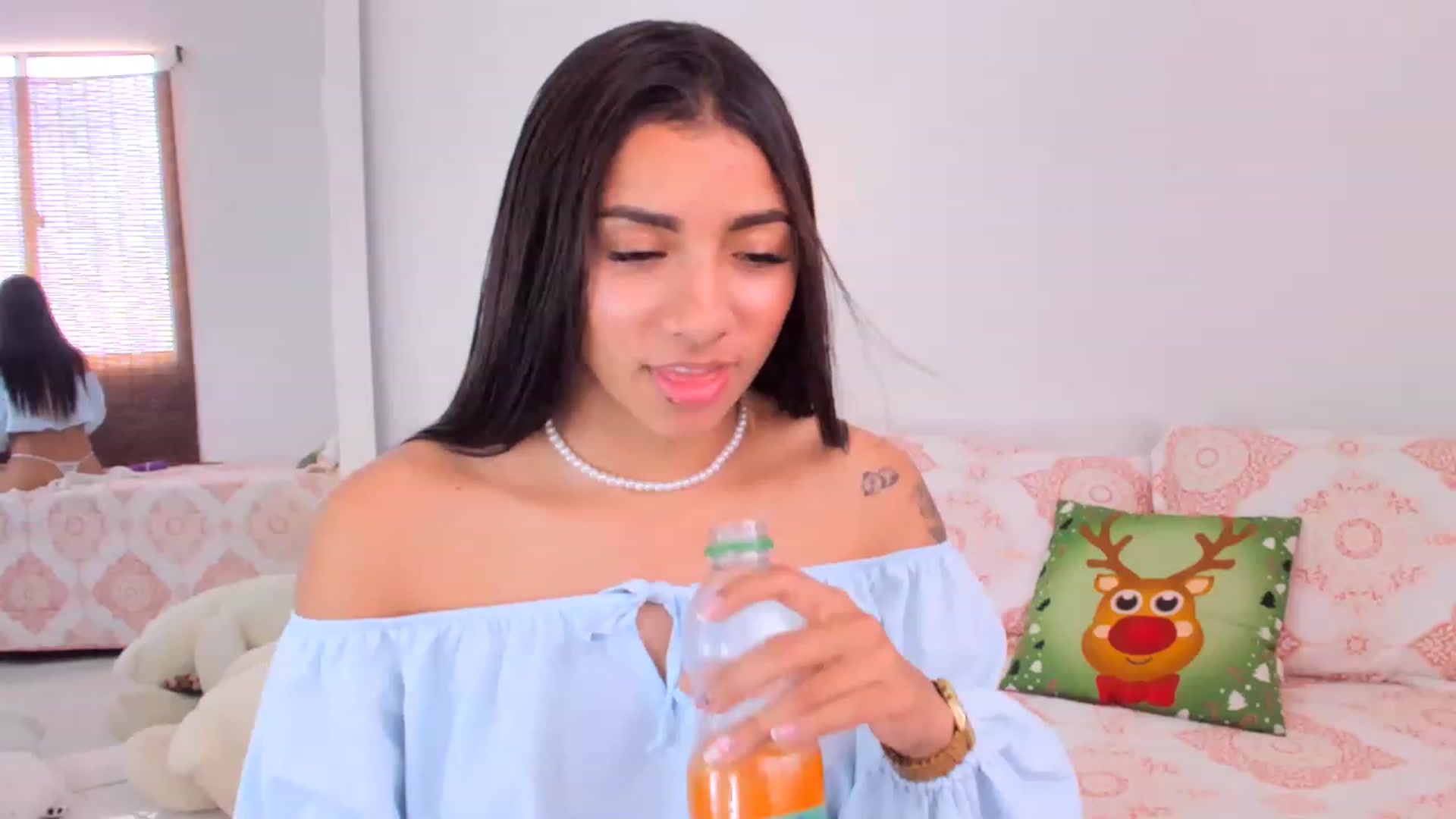 Gallery image thumbnail from Danna___'s myfreecams stream on, 12/26/2022, 18:50 image 17 of 20