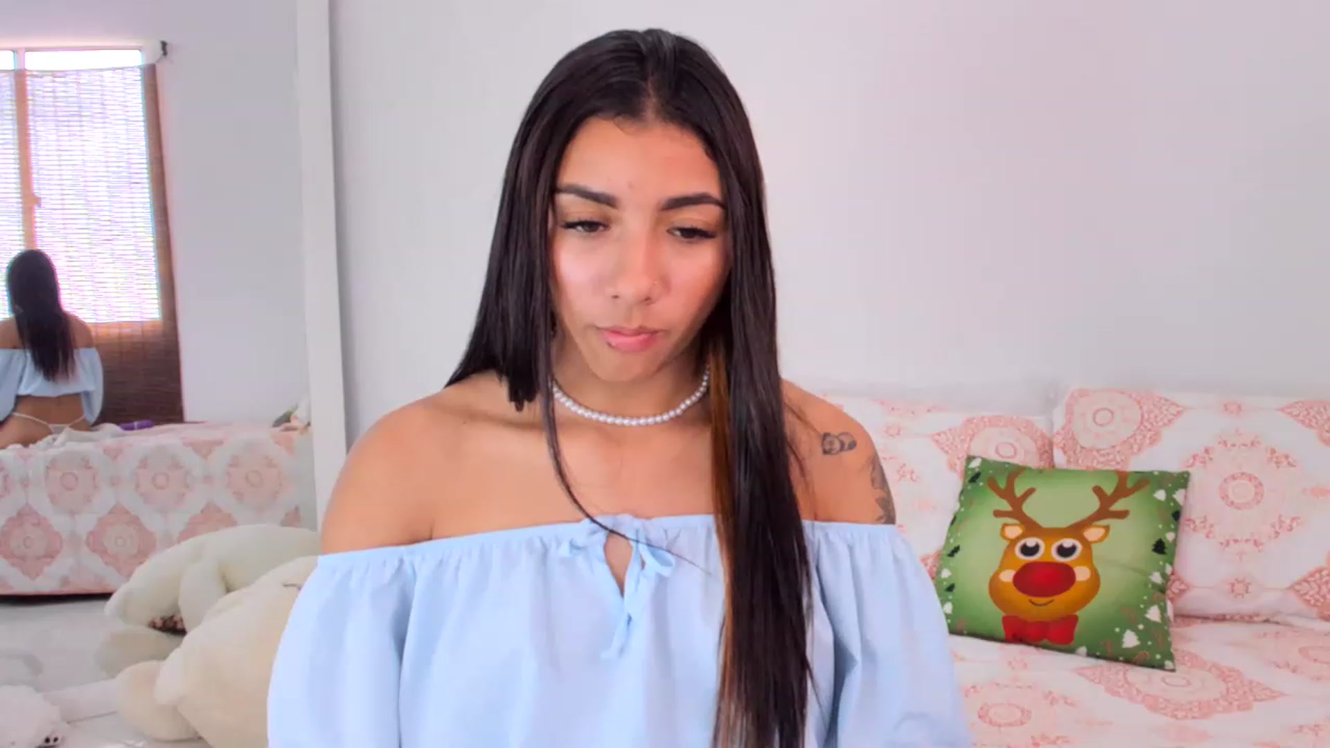Gallery image thumbnail from Danna___'s myfreecams stream on, 12/26/2022, 18:50 image 10 of 20