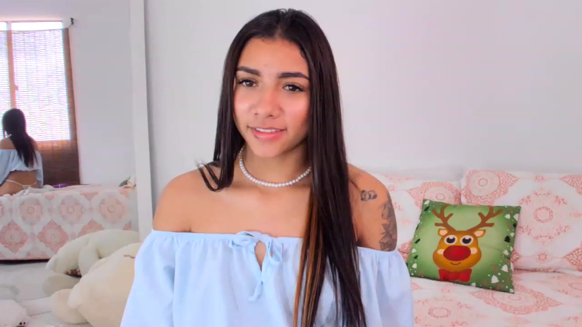 Gallery image thumbnail from Danna___'s myfreecams stream on, 12/26/2022, 18:50 image 8 of 20