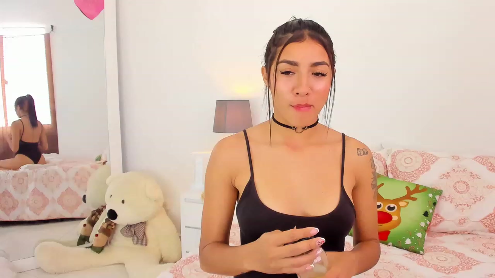 Gallery image thumbnail from Danna___'s myfreecams stream on, 12/30/2022, 16:43 image 9 of 20