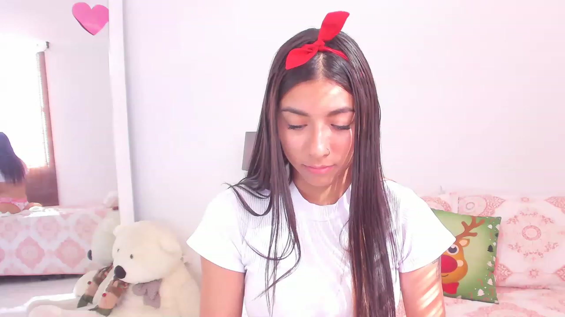 Gallery image thumbnail from Danna___'s myfreecams stream on, 01/04/2023, 20:13 image 18 of 20