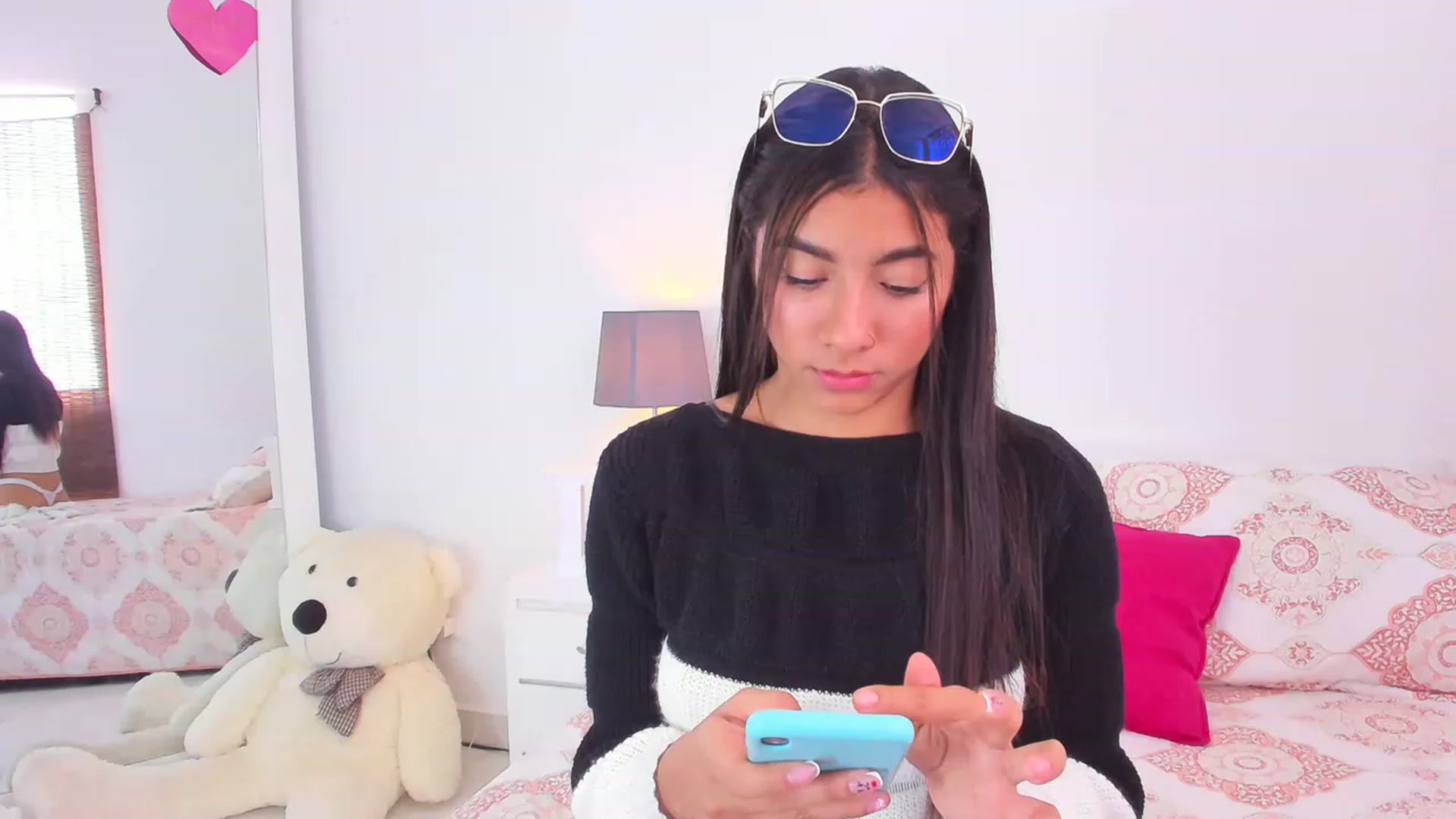 Gallery image thumbnail from Danna___'s myfreecams stream on, 01/07/2023, 17:08 image 18 of 20