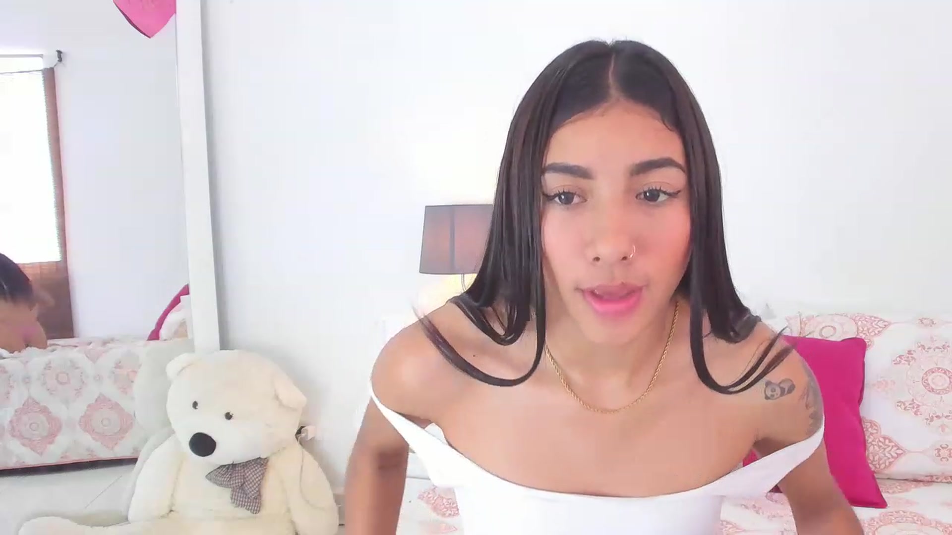 Gallery image thumbnail from Danna___'s myfreecams stream on, 01/18/2023, 20:33 image 4 of 20
