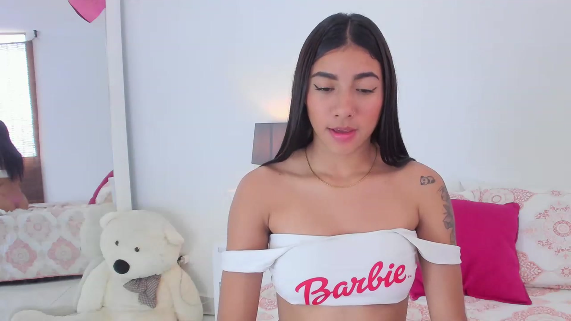 Gallery image thumbnail from Danna___'s myfreecams stream on, 01/18/2023, 20:33 image 3 of 20