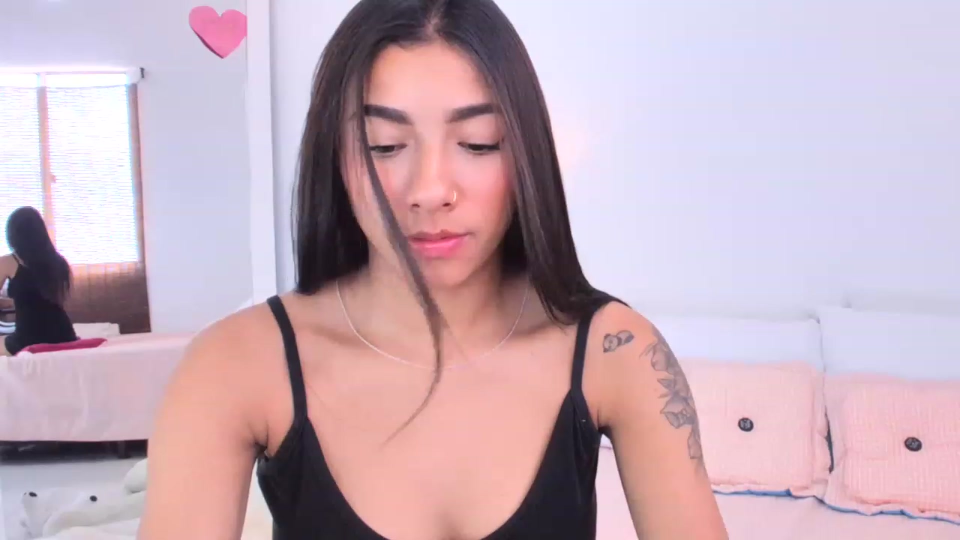 Gallery image thumbnail from Danna___'s myfreecams stream on, 01/31/2023, 19:55 image 6 of 20