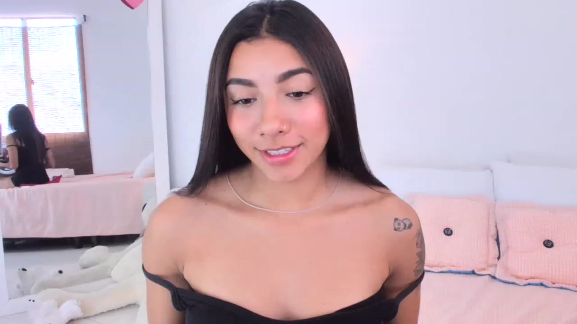 Gallery image thumbnail from Danna___'s myfreecams stream on, 01/31/2023, 19:55 image 16 of 20