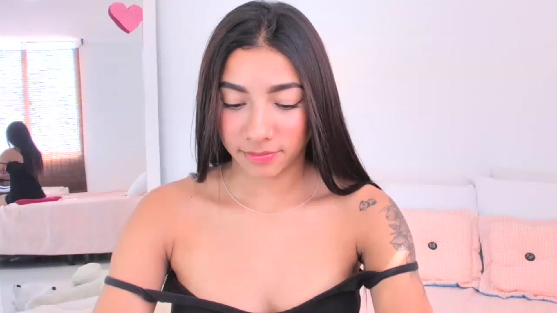 Gallery image thumbnail from Danna___'s myfreecams stream on, 01/31/2023, 19:55 image 8 of 20