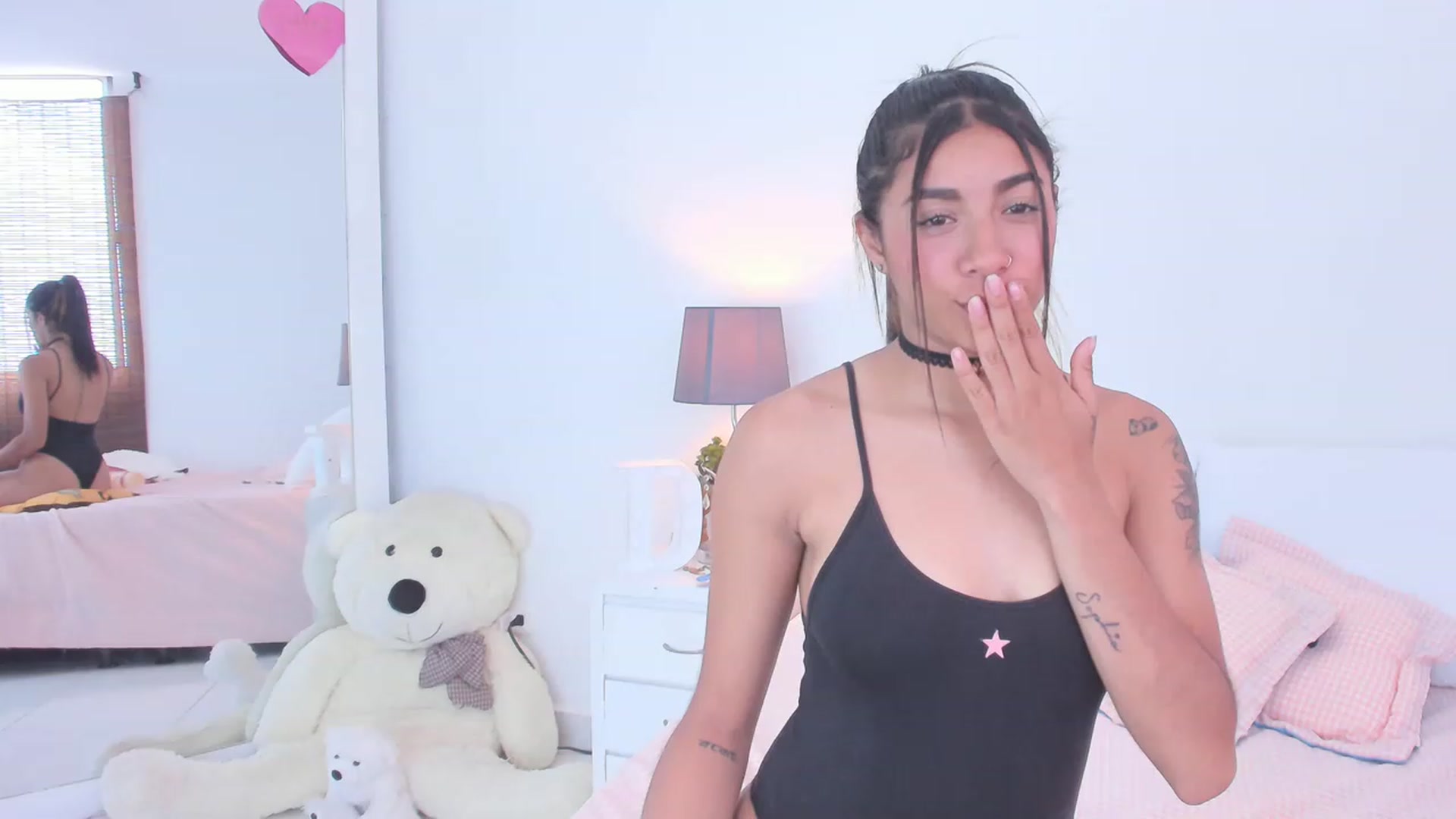 Gallery image thumbnail from Danna___'s myfreecams stream on, 02/10/2023, 17:05 image 1 of 20