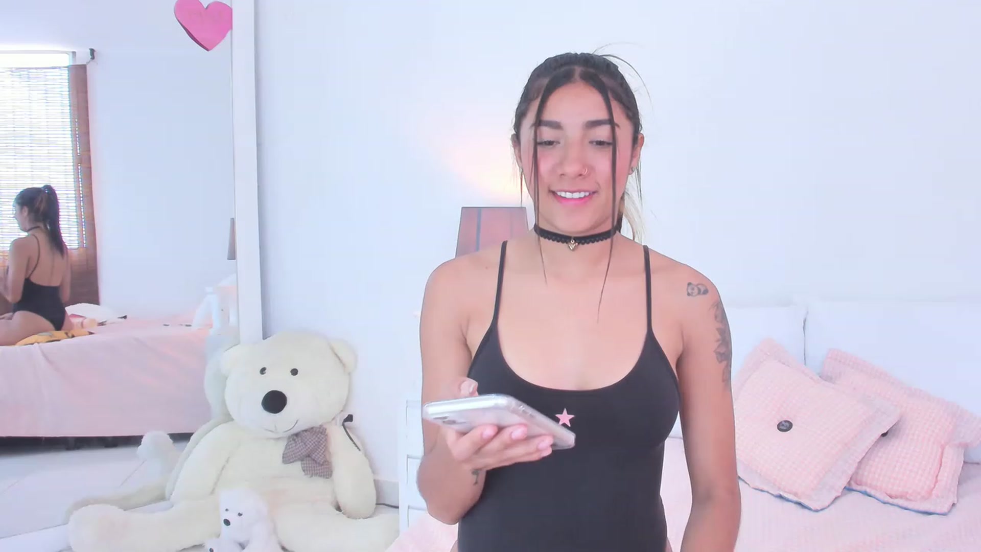 Gallery image thumbnail from Danna___'s myfreecams stream on, 02/10/2023, 17:05 image 2 of 20