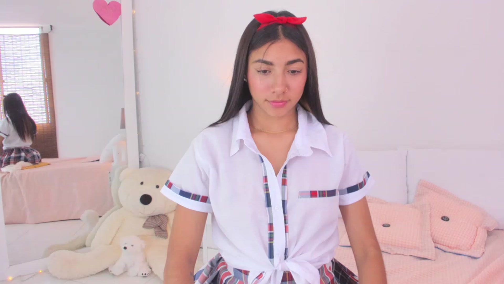 Gallery image thumbnail from Danna___'s myfreecams stream on, 02/11/2023, 16:07 image 7 of 20