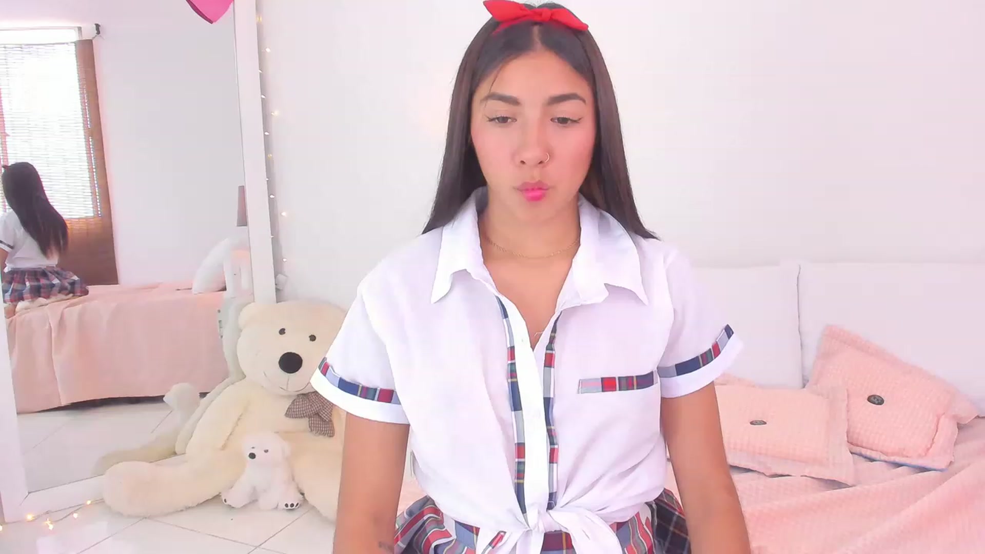 Gallery image thumbnail from Danna___'s myfreecams stream on, 02/11/2023, 16:07 image 19 of 20