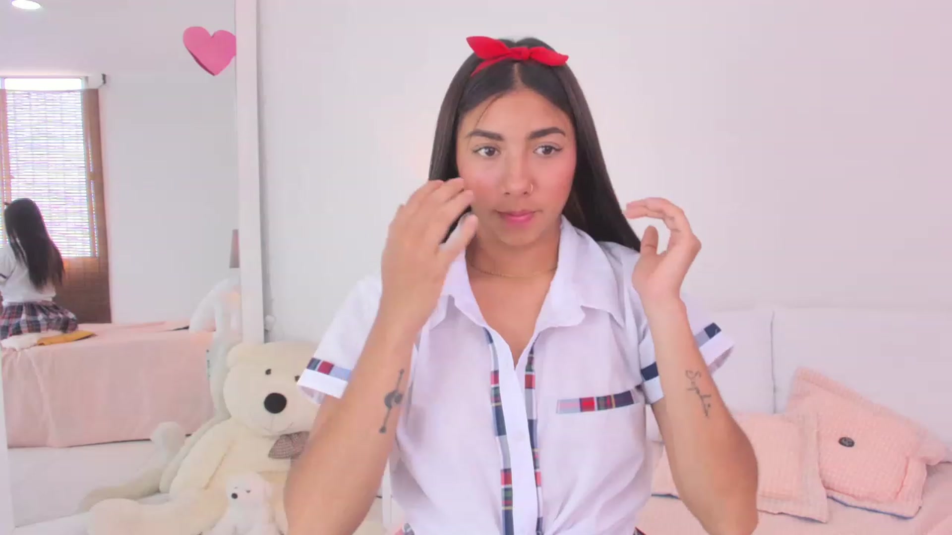 Gallery image thumbnail from Danna___'s myfreecams stream on, 02/11/2023, 16:07 image 6 of 20