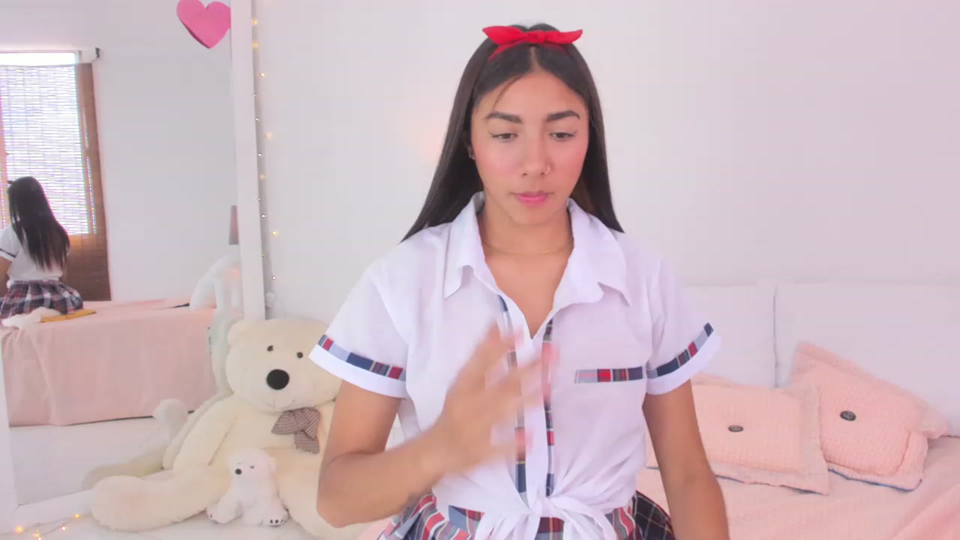 Gallery image thumbnail from Danna___'s myfreecams stream on, 02/11/2023, 16:07 image 8 of 20