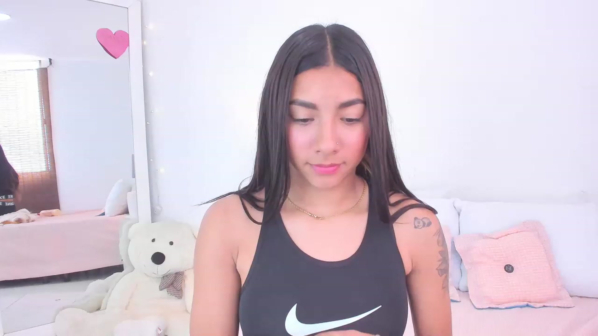 Gallery image thumbnail from Danna___'s myfreecams stream on, 02/13/2023, 16:54 image 12 of 20