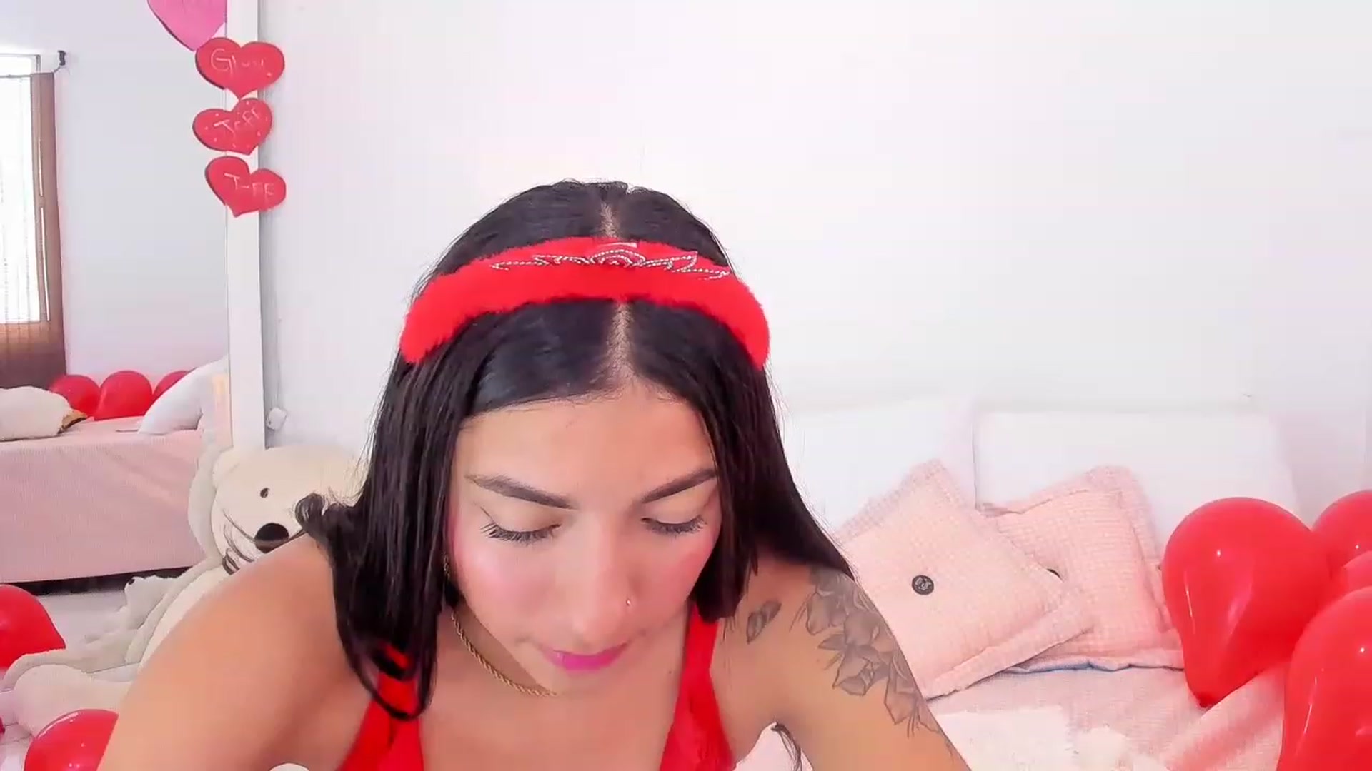 Gallery image thumbnail from Danna___'s myfreecams stream on, 02/14/2023, 17:47 image 11 of 20