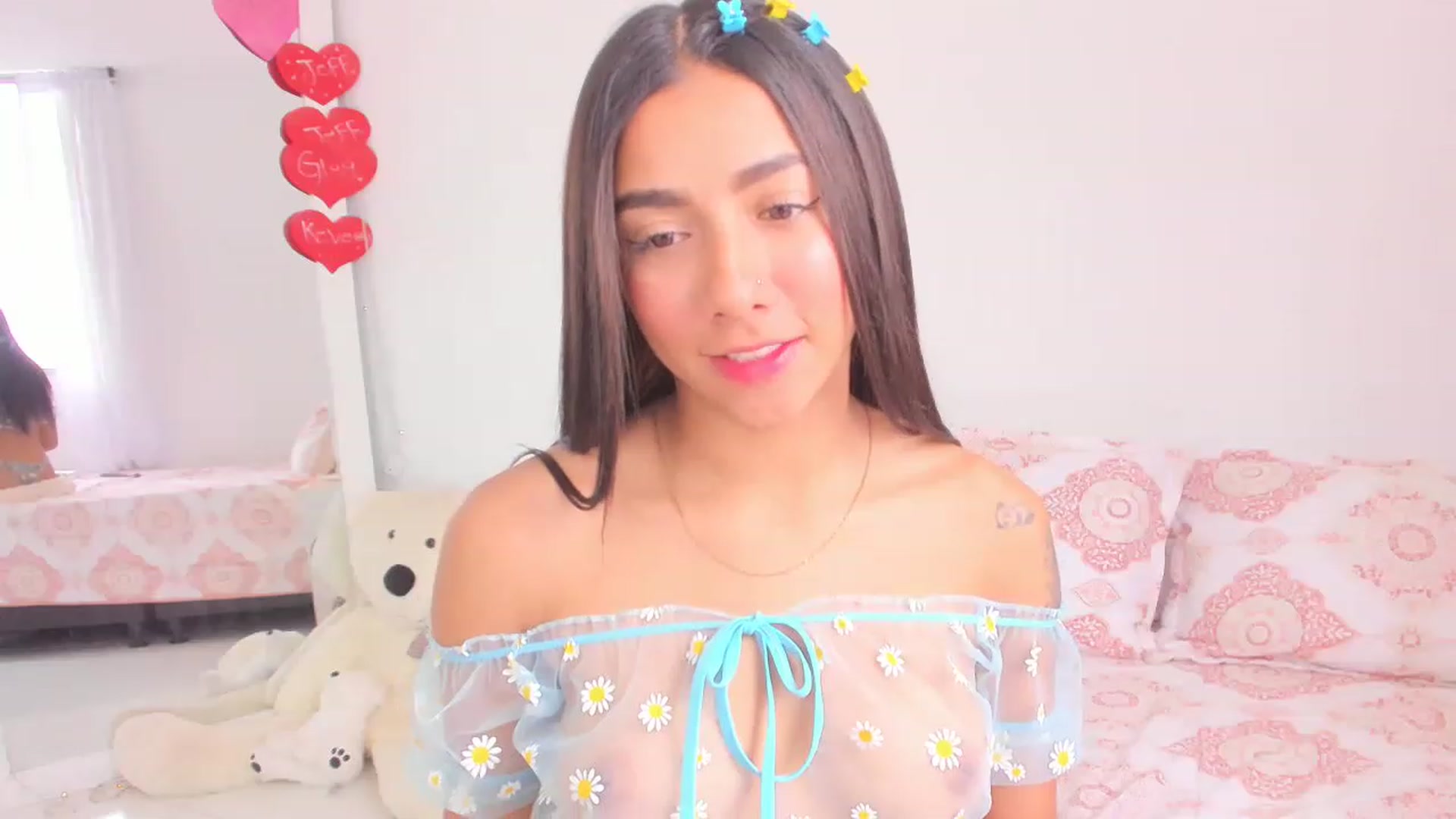 Gallery image thumbnail from Danna___'s myfreecams stream on, 02/24/2023, 17:42 image 7 of 20