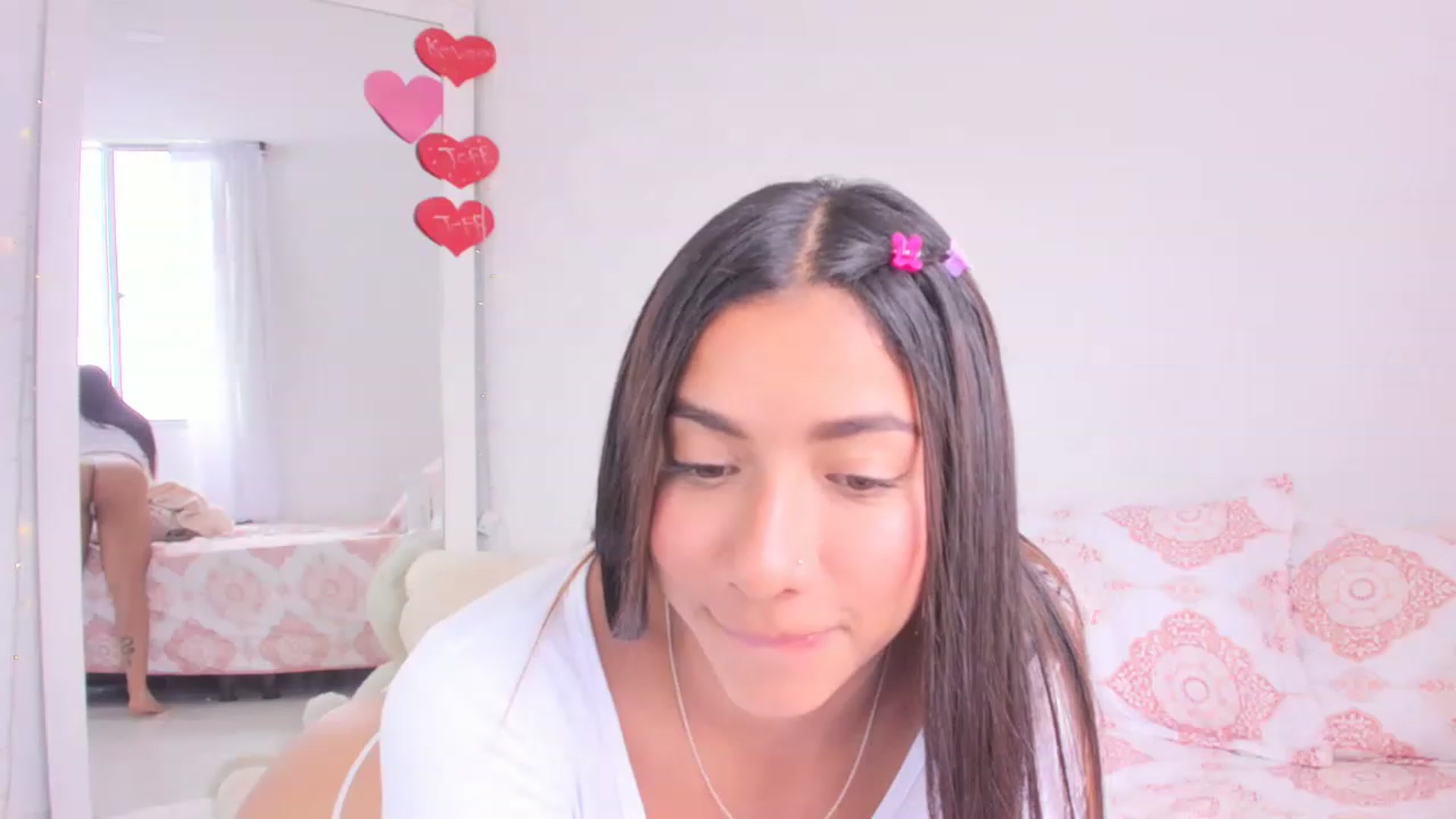 Gallery image thumbnail from Danna___'s myfreecams stream on, 03/03/2023, 17:00 image 15 of 20