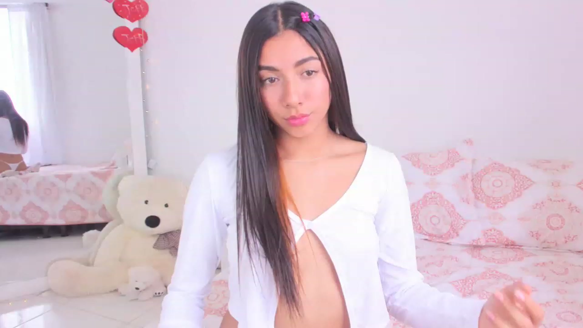 Gallery image thumbnail from Danna___'s myfreecams stream on, 03/03/2023, 17:00 image 1 of 20