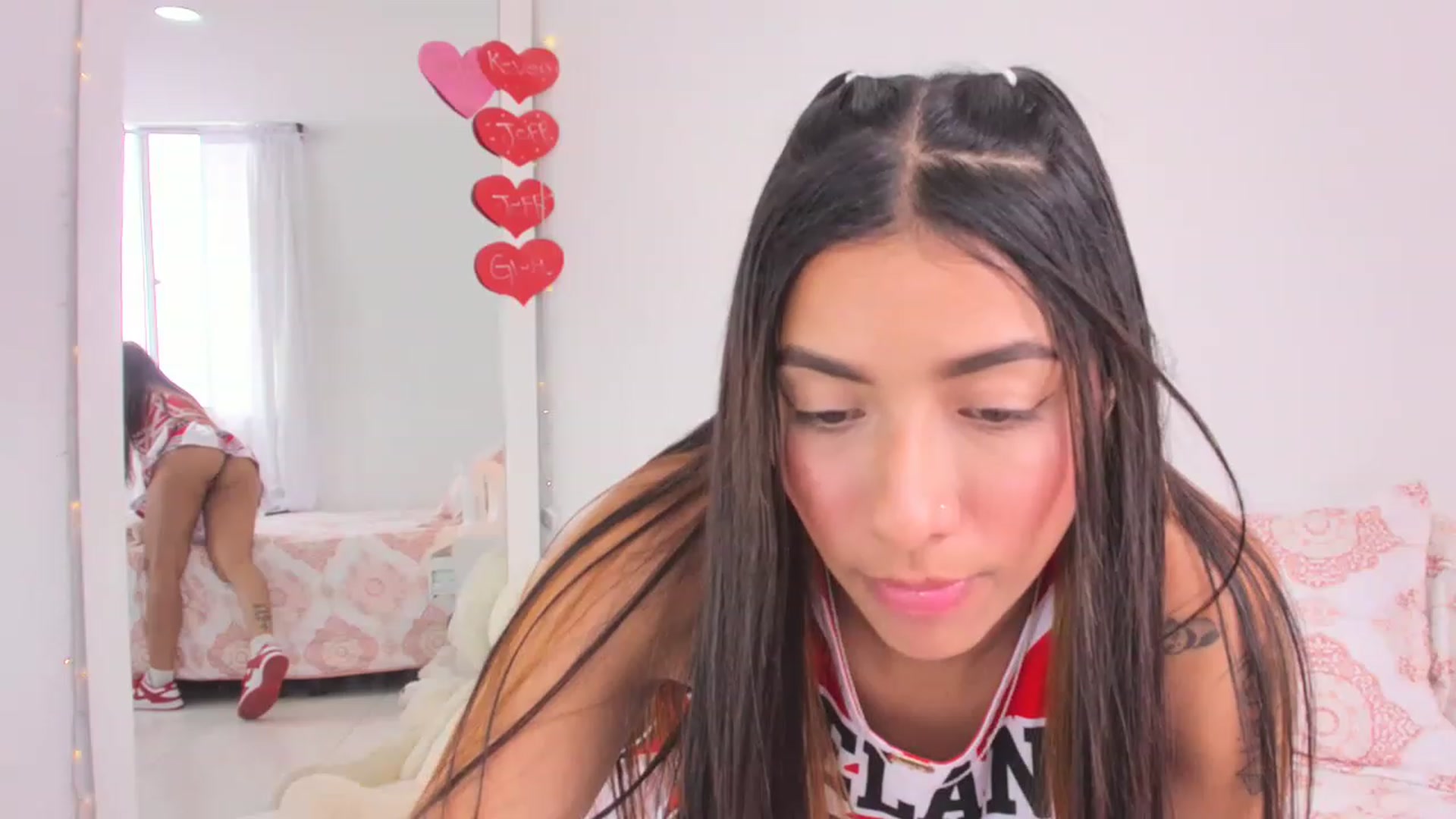 Gallery image thumbnail from Danna___'s myfreecams stream on, 03/04/2023, 16:08 image 11 of 20