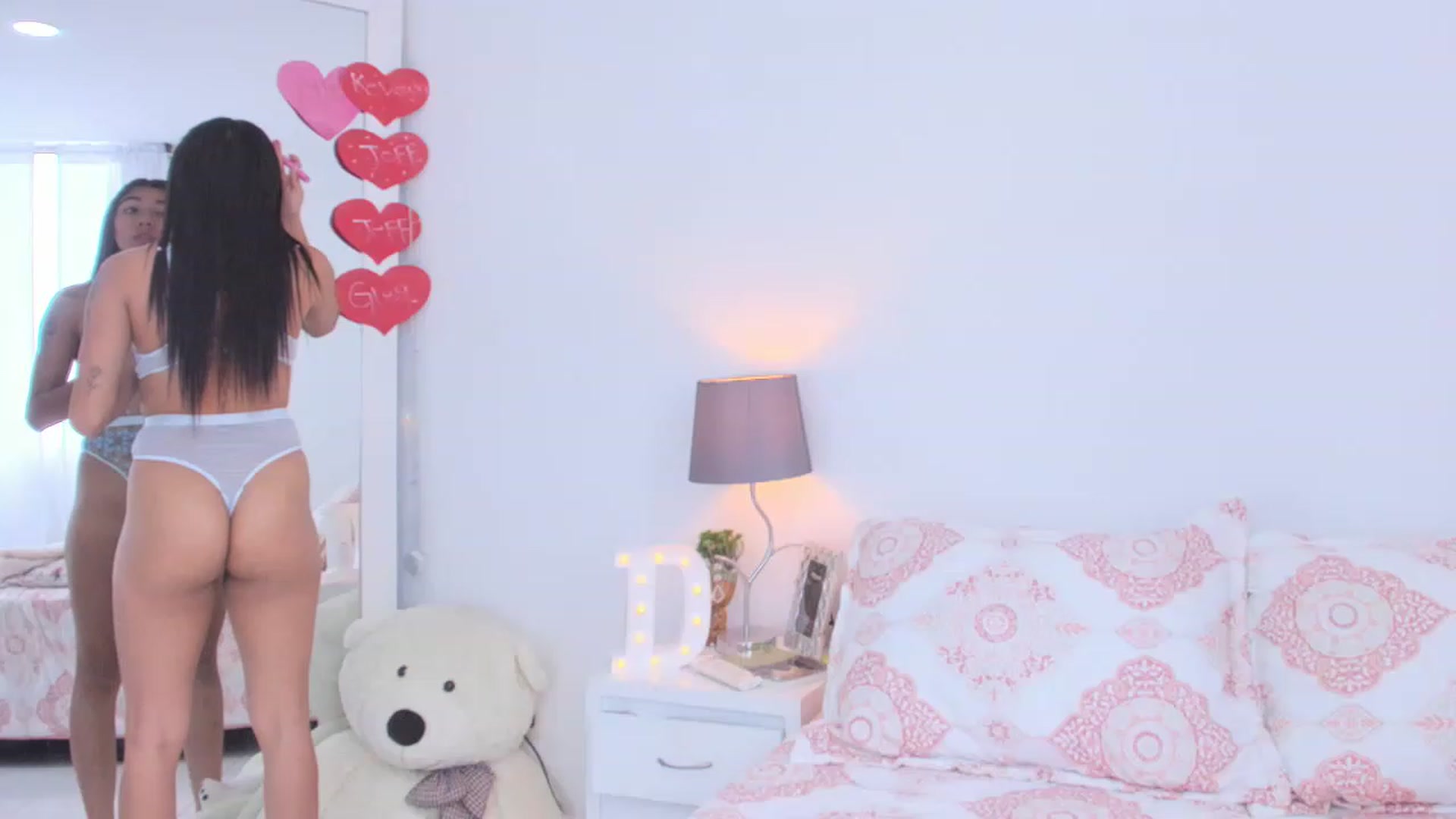 Gallery image thumbnail from Danna___'s myfreecams stream on, 03/06/2023, 16:09 image 11 of 20