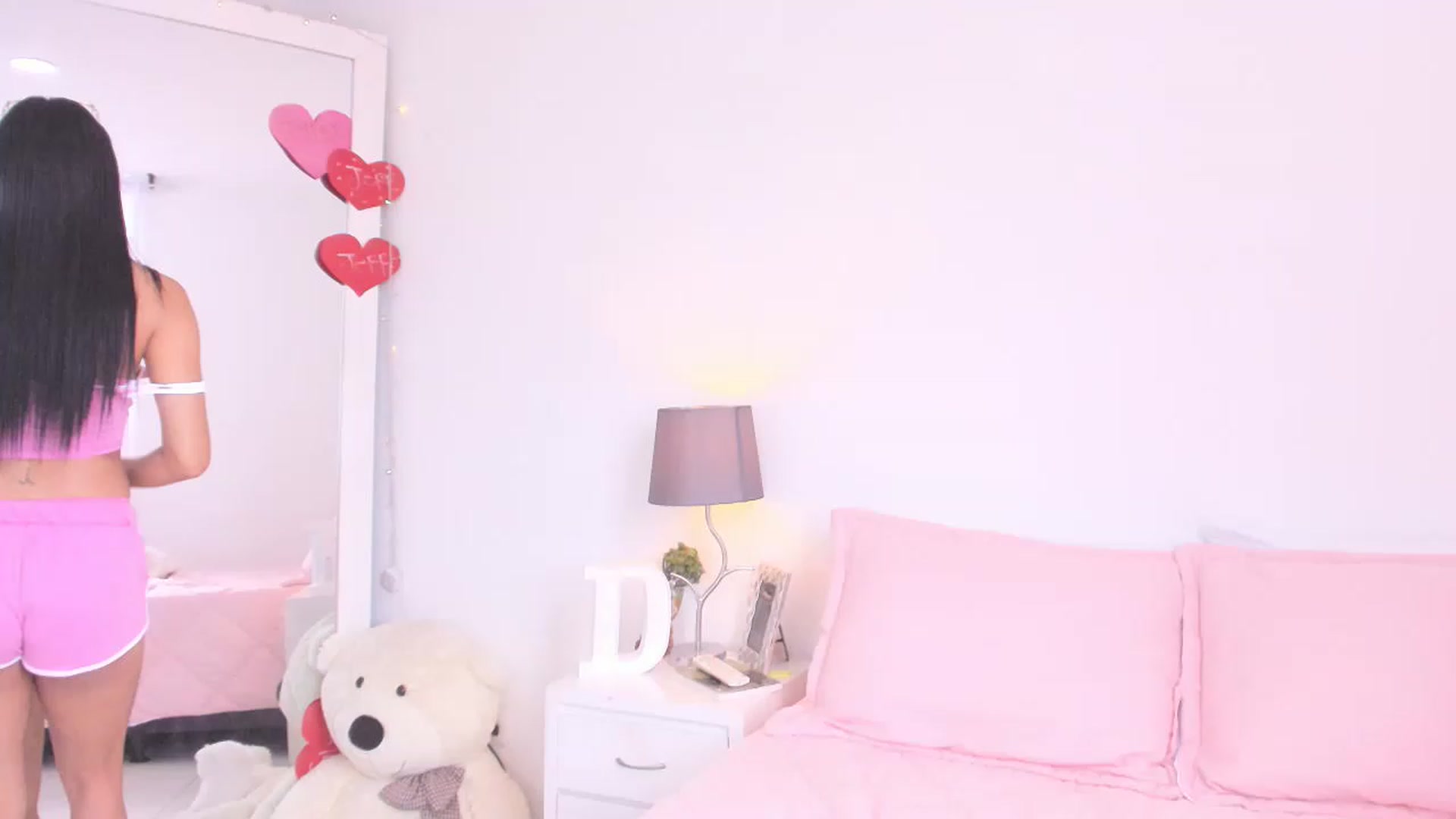 Gallery image thumbnail from Danna___'s myfreecams stream on, 03/24/2023, 18:25 image 1 of 20
