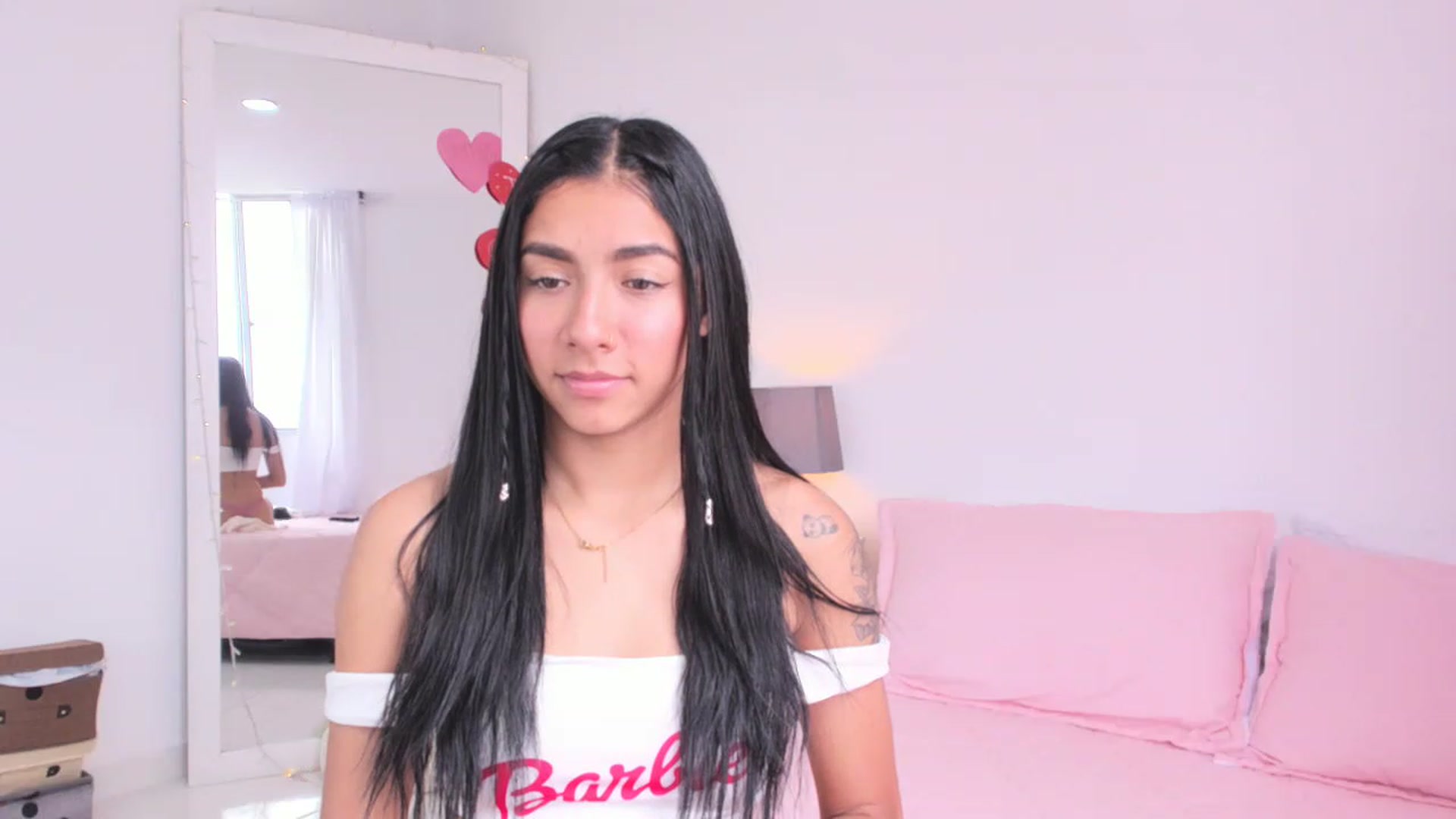 Gallery image thumbnail from Danna___'s myfreecams stream on, 03/30/2023, 16:20 image 17 of 20