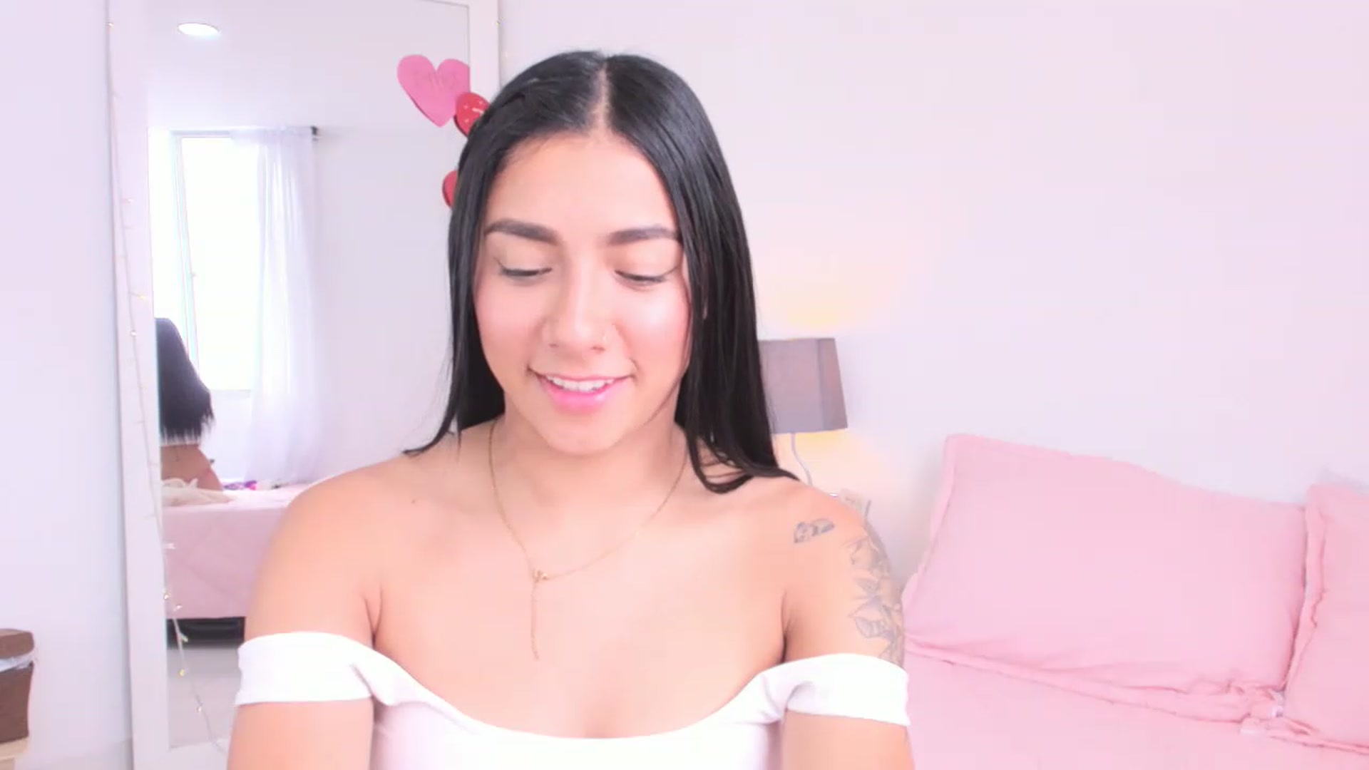 Gallery image thumbnail from Danna___'s myfreecams stream on, 03/30/2023, 17:29 image 19 of 20