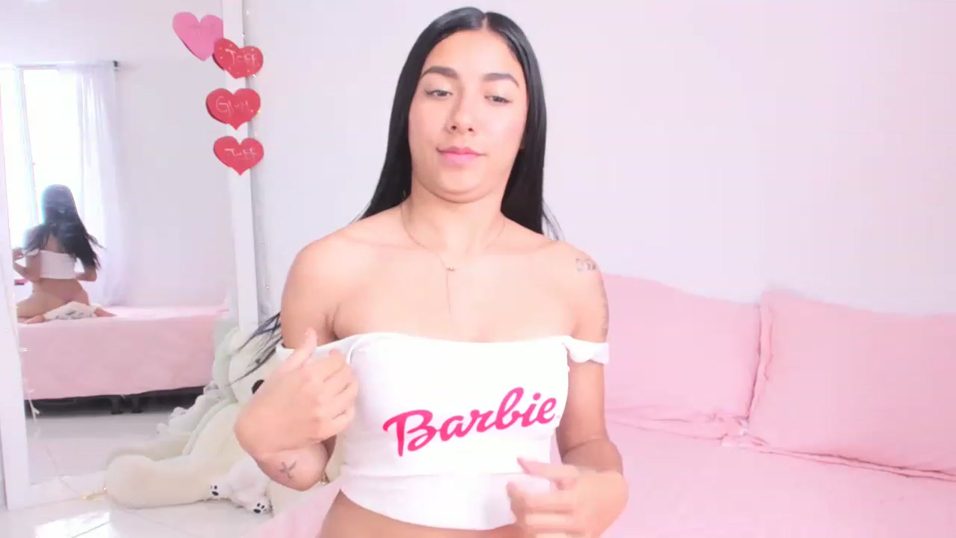 Gallery image thumbnail from Danna___'s myfreecams stream on, 03/30/2023, 18:15 image 19 of 20