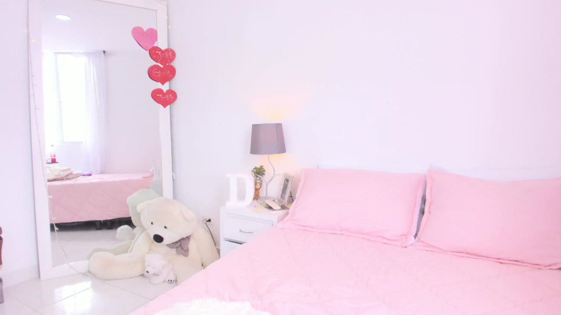 Gallery image thumbnail from Danna___'s myfreecams stream on, 03/31/2023, 16:50 image 16 of 20