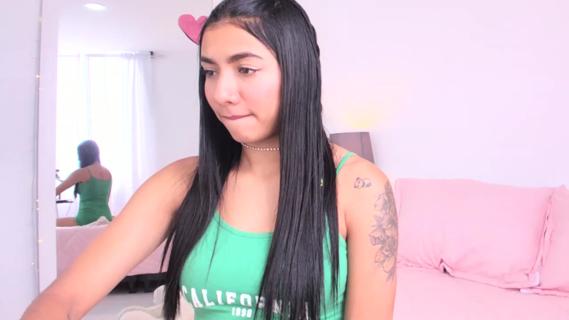Gallery image thumbnail from Danna___'s myfreecams stream on, 04/17/2023, 18:05 image 5 of 20