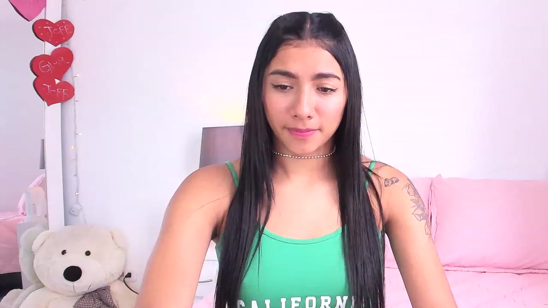 Gallery image thumbnail from Danna___'s myfreecams stream on, 04/17/2023, 18:05 image 8 of 20