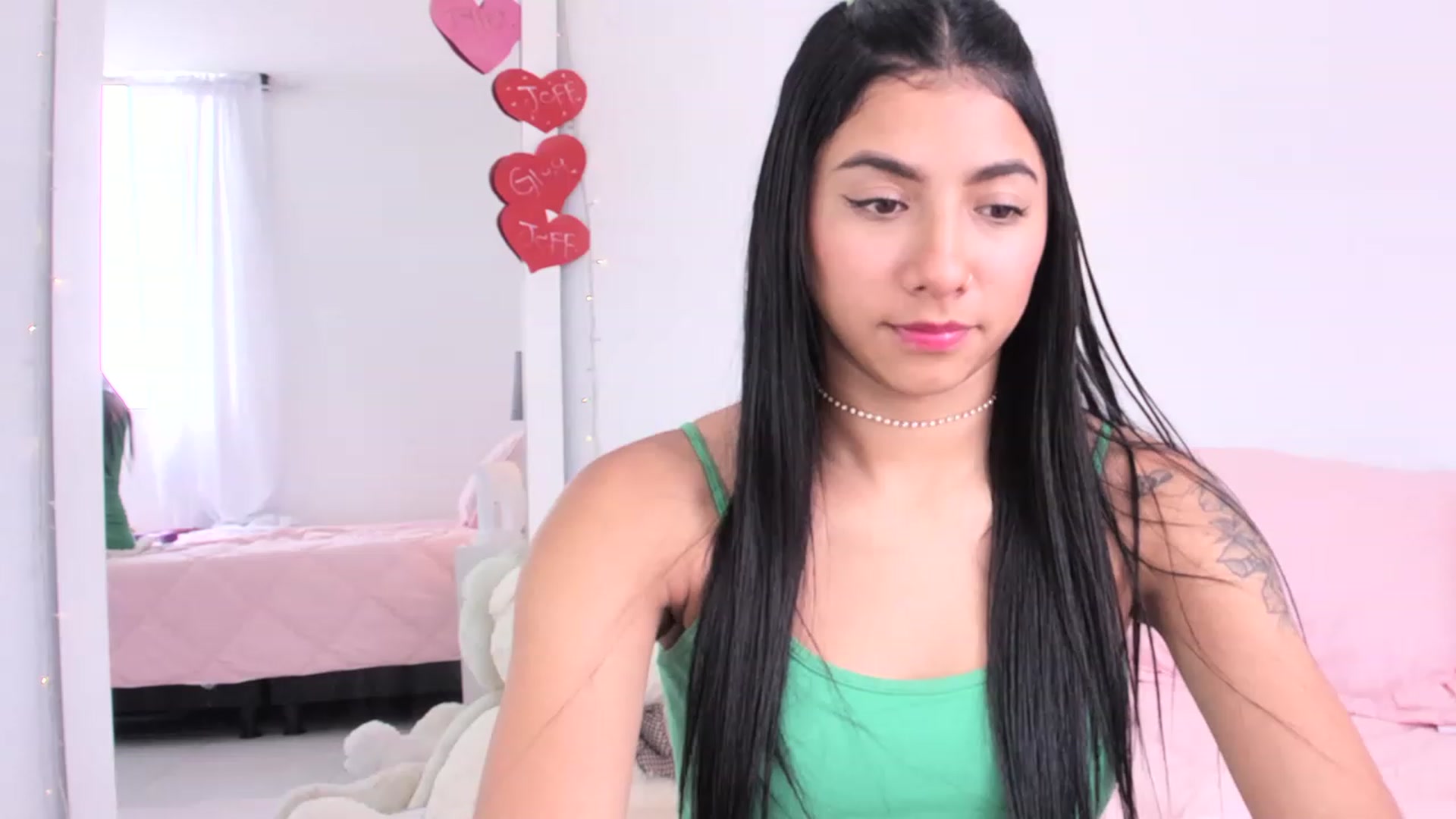 Gallery image thumbnail from Danna___'s myfreecams stream on, 04/17/2023, 18:05 image 16 of 20