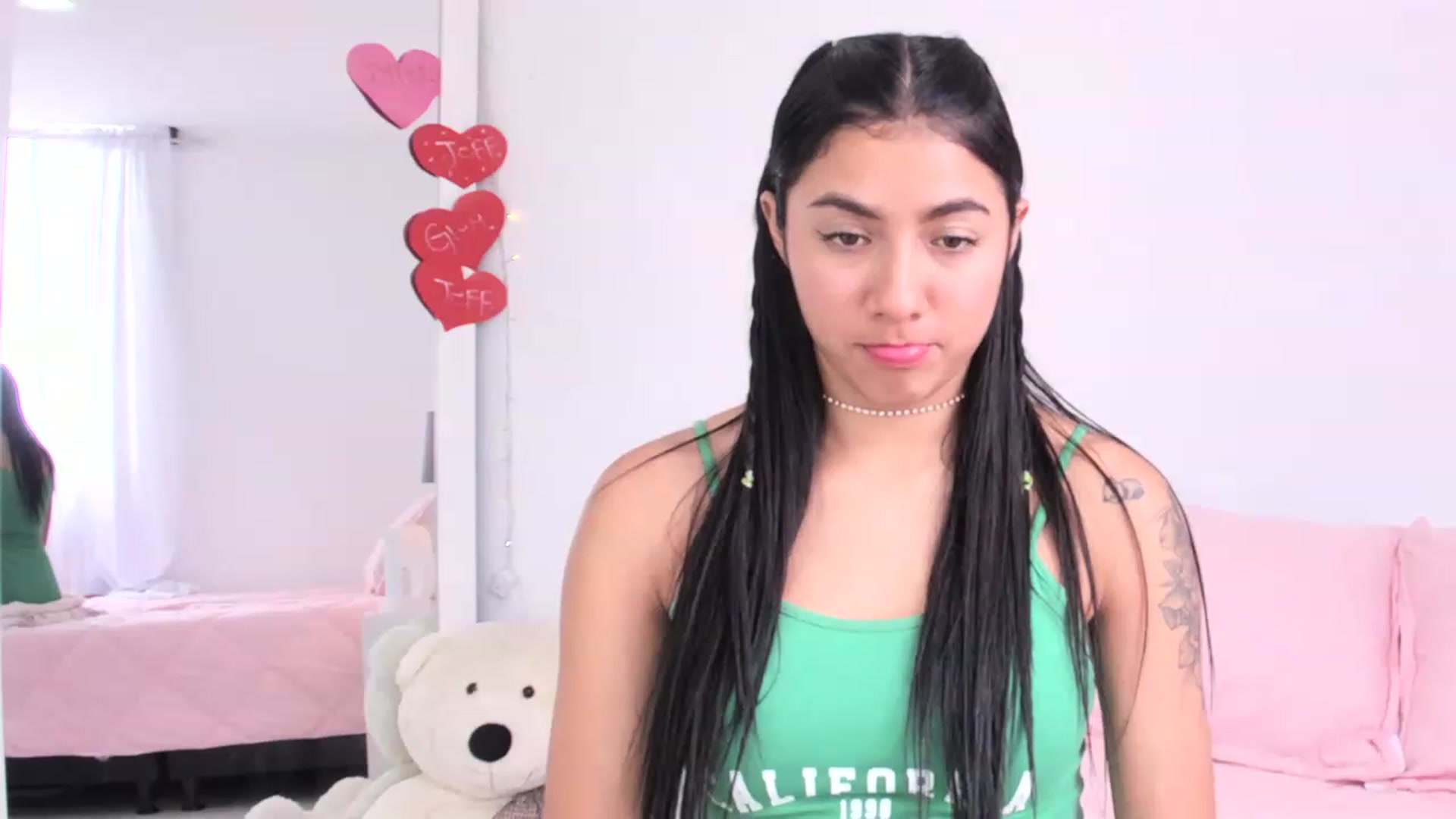Gallery image thumbnail from Danna___'s myfreecams stream on, 04/17/2023, 18:05 image 18 of 20