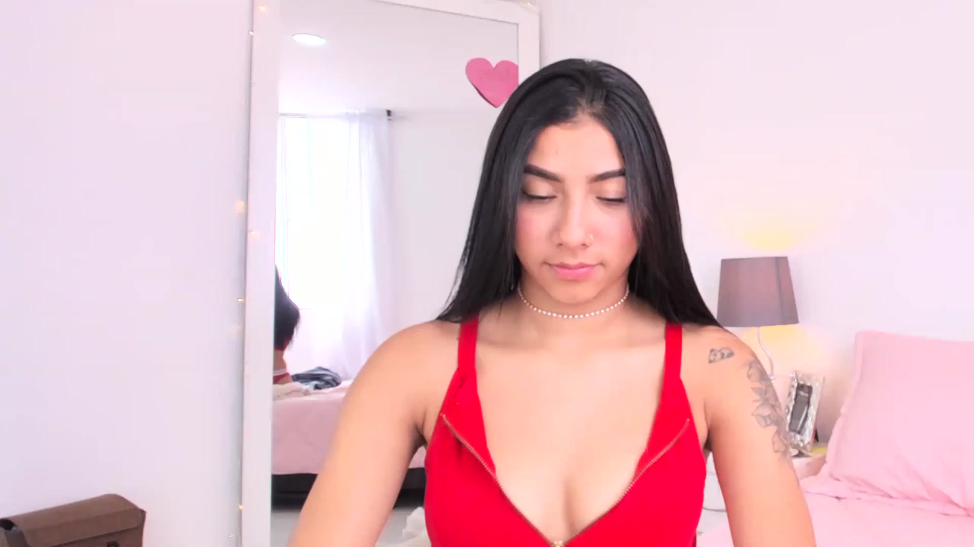 Gallery image thumbnail from Danna___'s myfreecams stream on, 04/18/2023, 16:43 image 18 of 20