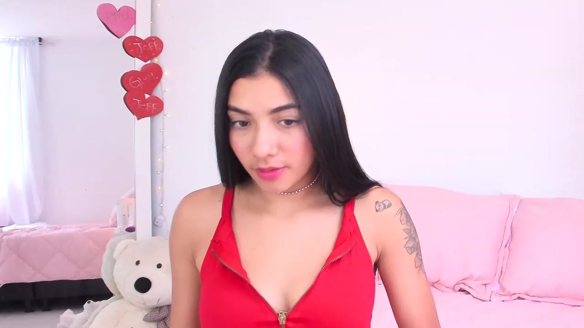 Gallery image thumbnail from Danna___'s myfreecams stream on, 04/18/2023, 17:54 image 16 of 20