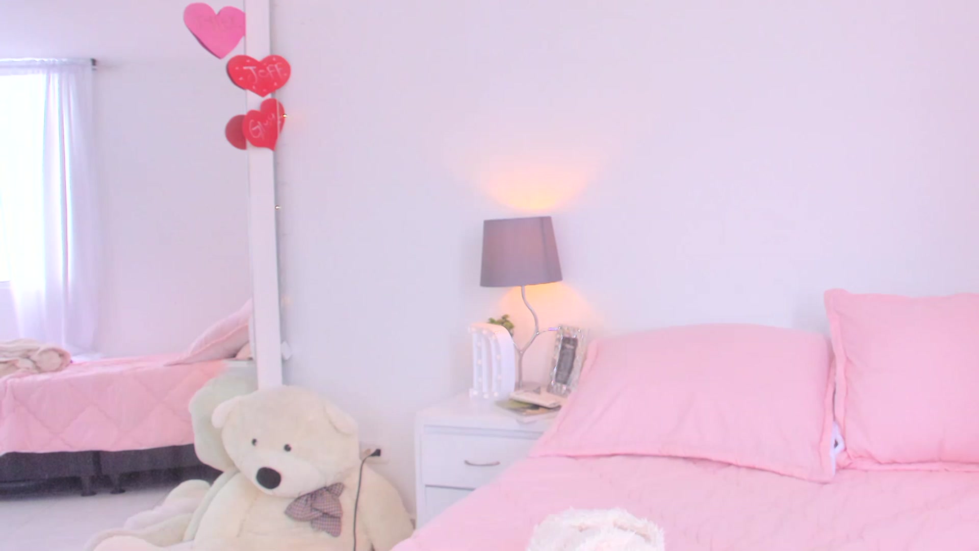 Gallery image thumbnail from Danna___'s myfreecams stream on, 04/21/2023, 17:22 image 18 of 20