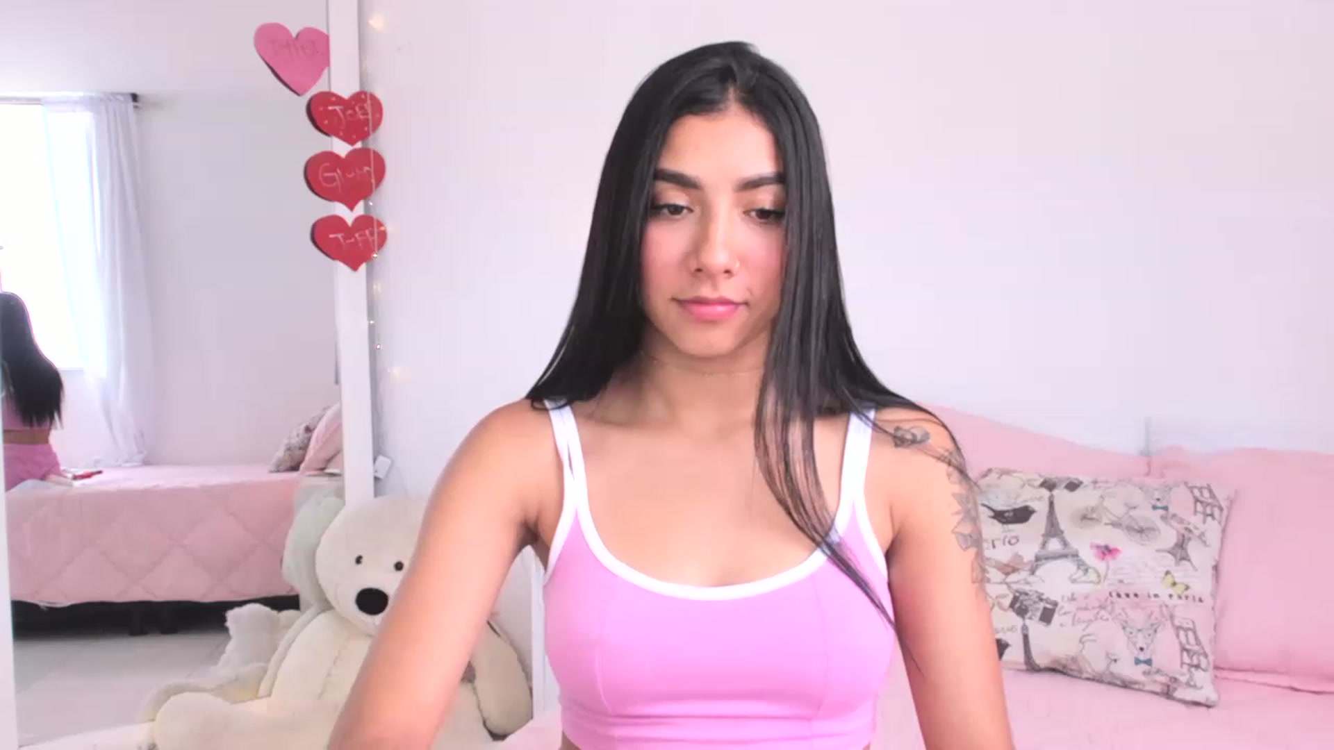 Gallery image thumbnail from Danna___'s myfreecams stream on, 04/24/2023, 16:26 image 5 of 20