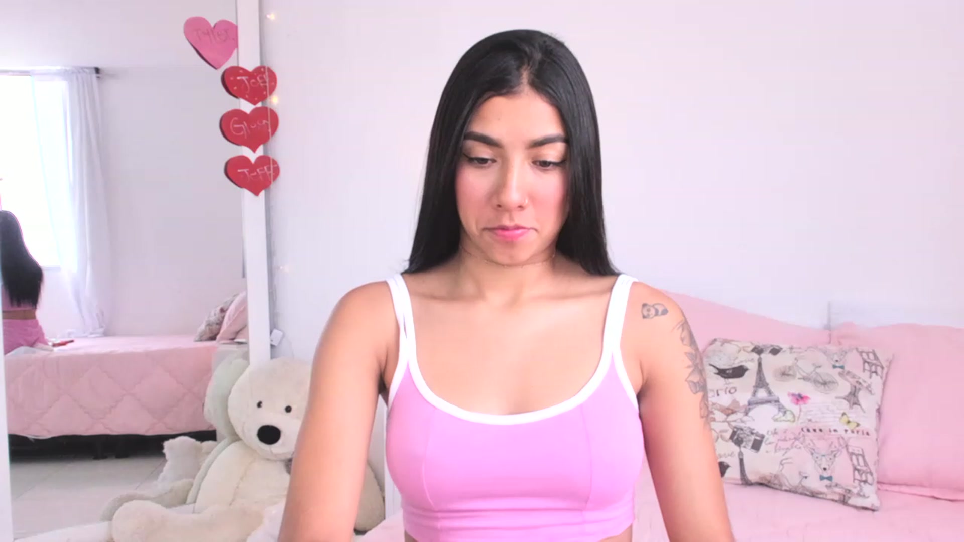 Gallery image thumbnail from Danna___'s myfreecams stream on, 04/24/2023, 16:26 image 4 of 20