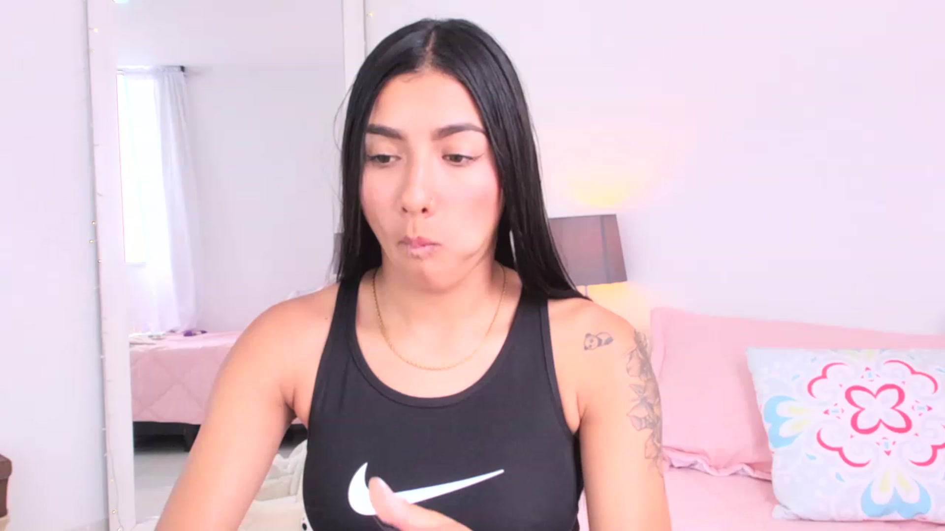 Gallery image thumbnail from Danna___'s myfreecams stream on, 04/27/2023, 17:59 image 17 of 20