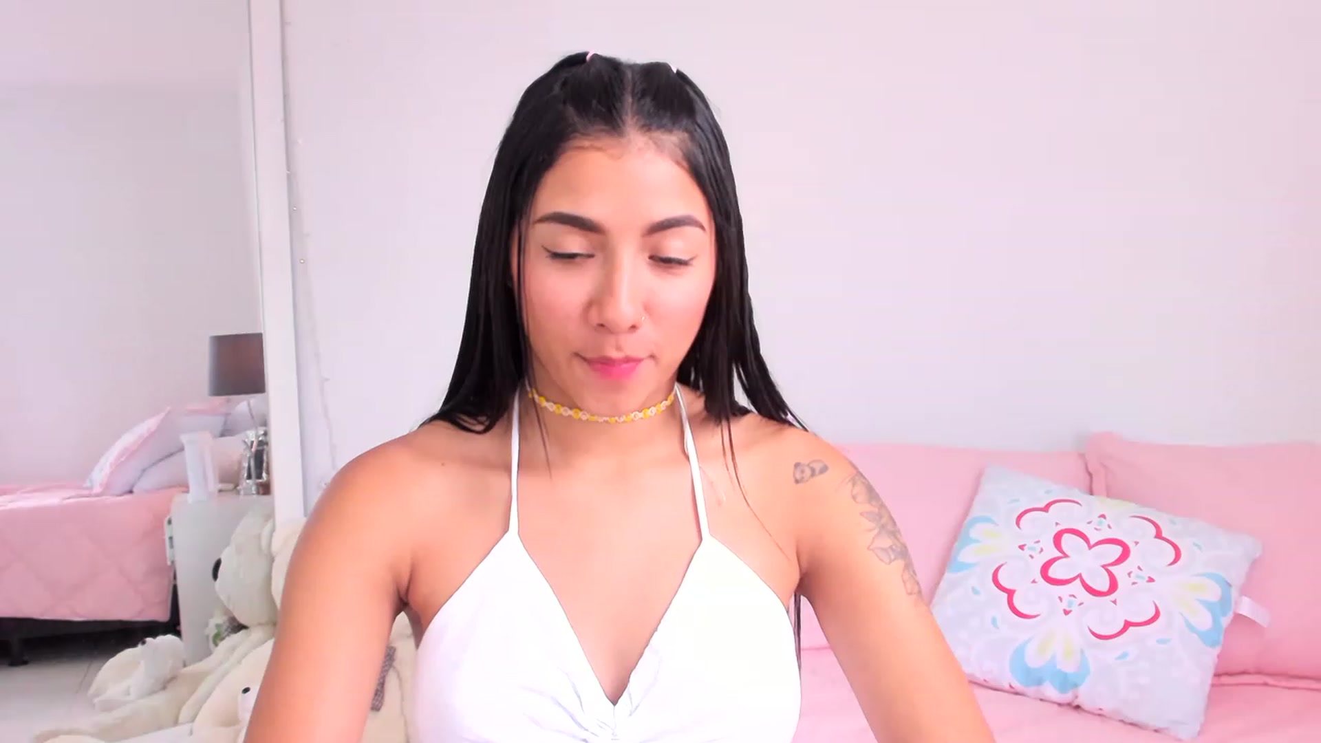 Gallery image thumbnail from Danna___'s myfreecams stream on, 04/29/2023, 17:54 image 7 of 20