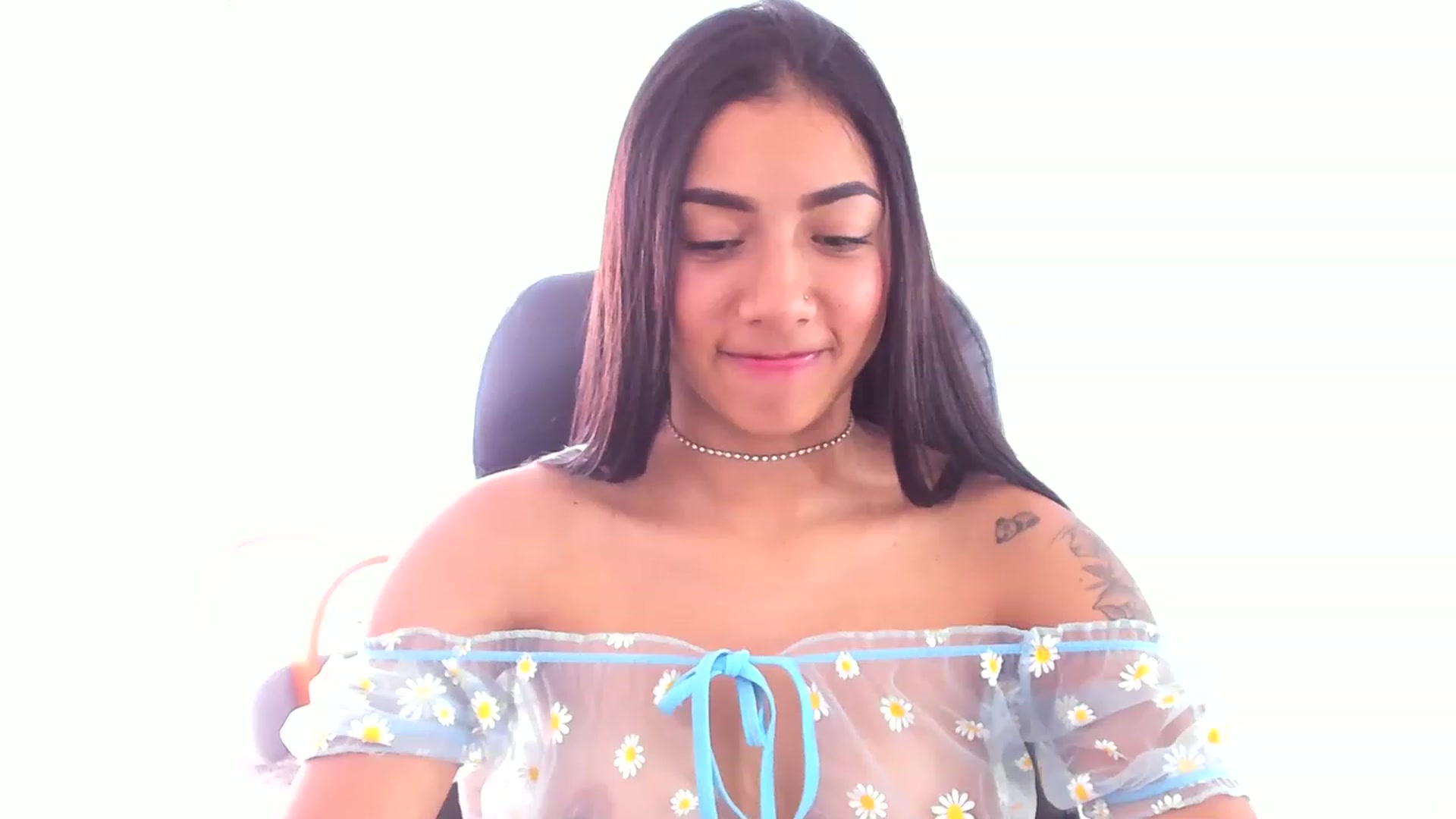 Gallery image thumbnail from Danna___'s myfreecams stream on, 05/09/2023, 18:01 image 15 of 20